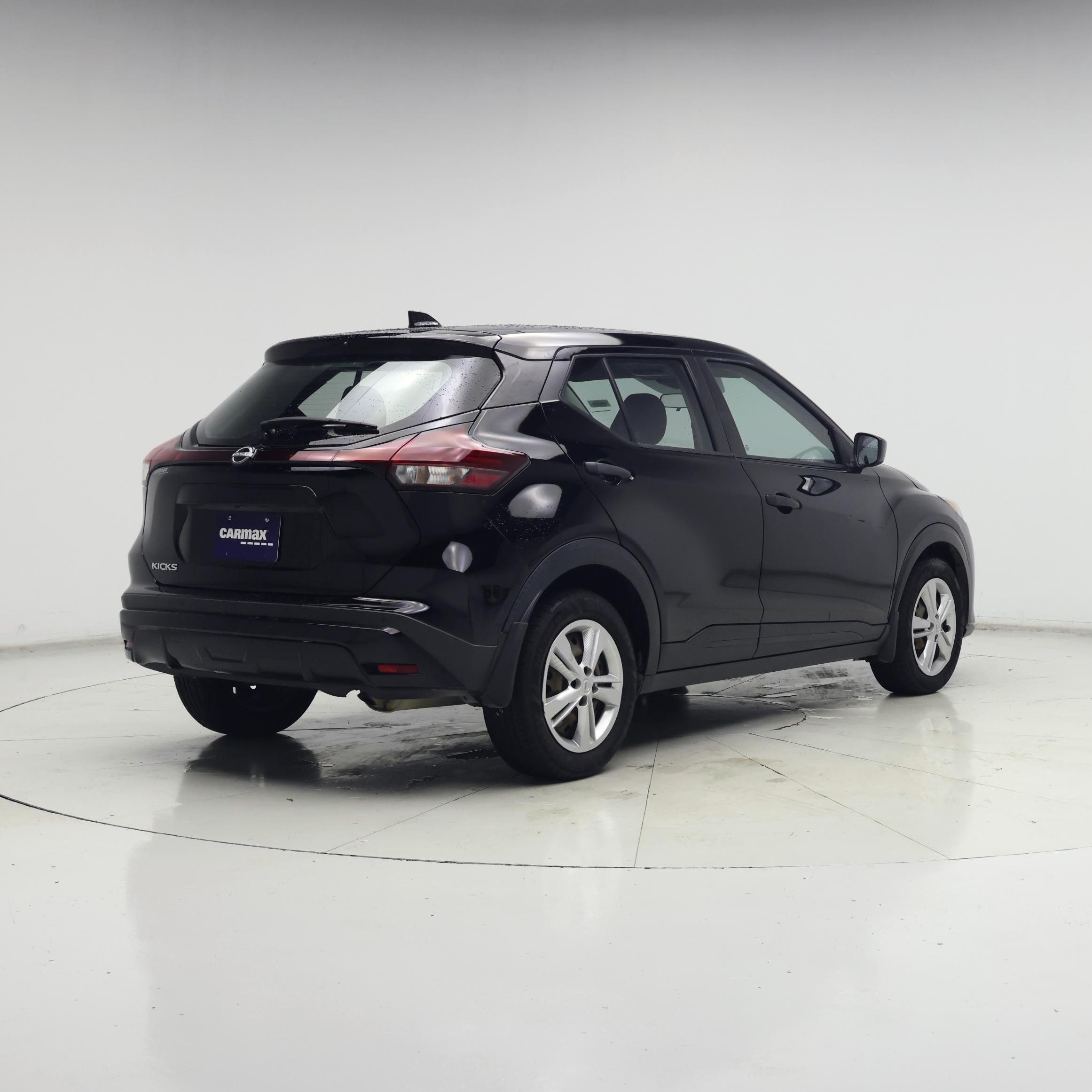 Thumbnail: 2023 Nissan Kicks - 8