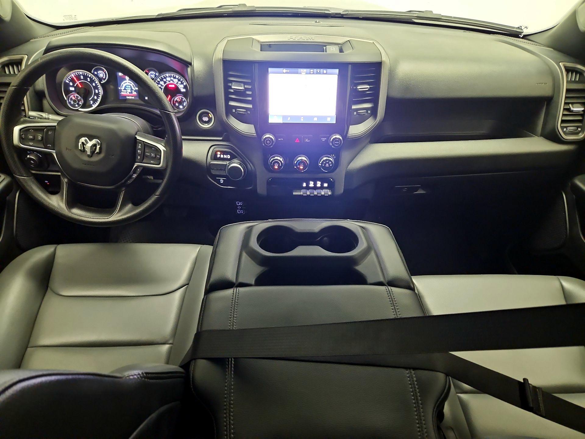 Thumbnail: 2025 RAM 1500 - 9