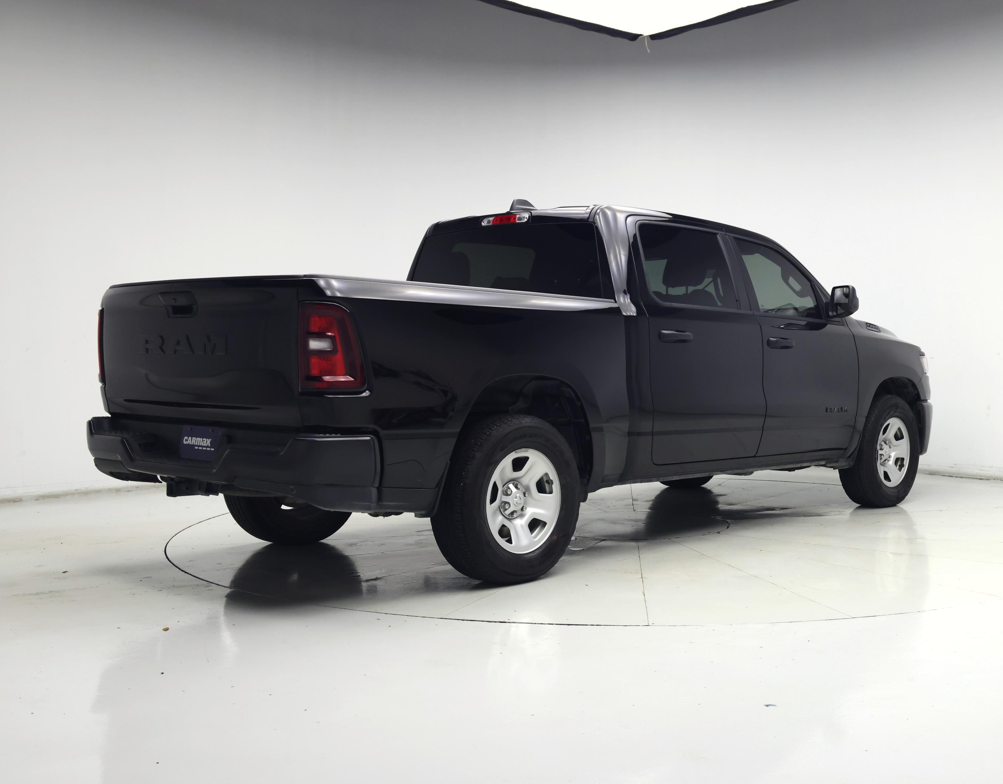 Thumbnail: 2025 RAM 1500 - 8