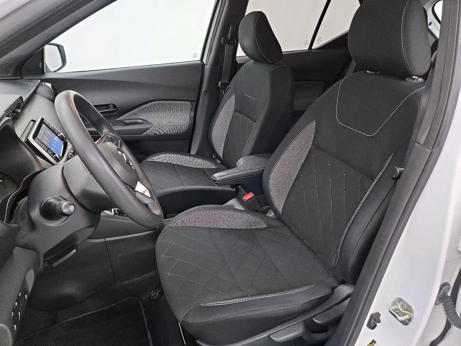 2020 Nissan Kicks S - Photo 12