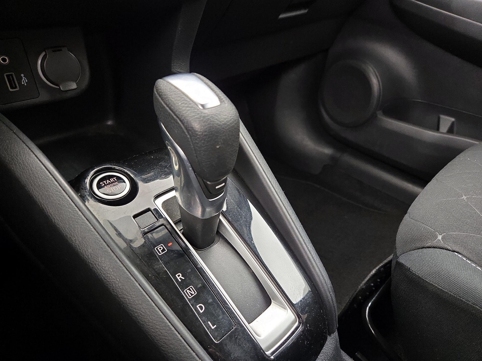 2020 Nissan Kicks S - Photo 18