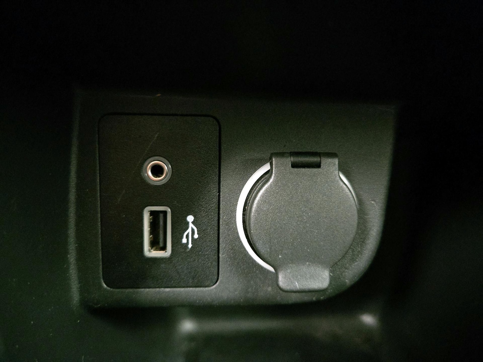 2020 Nissan Kicks S - Photo 19