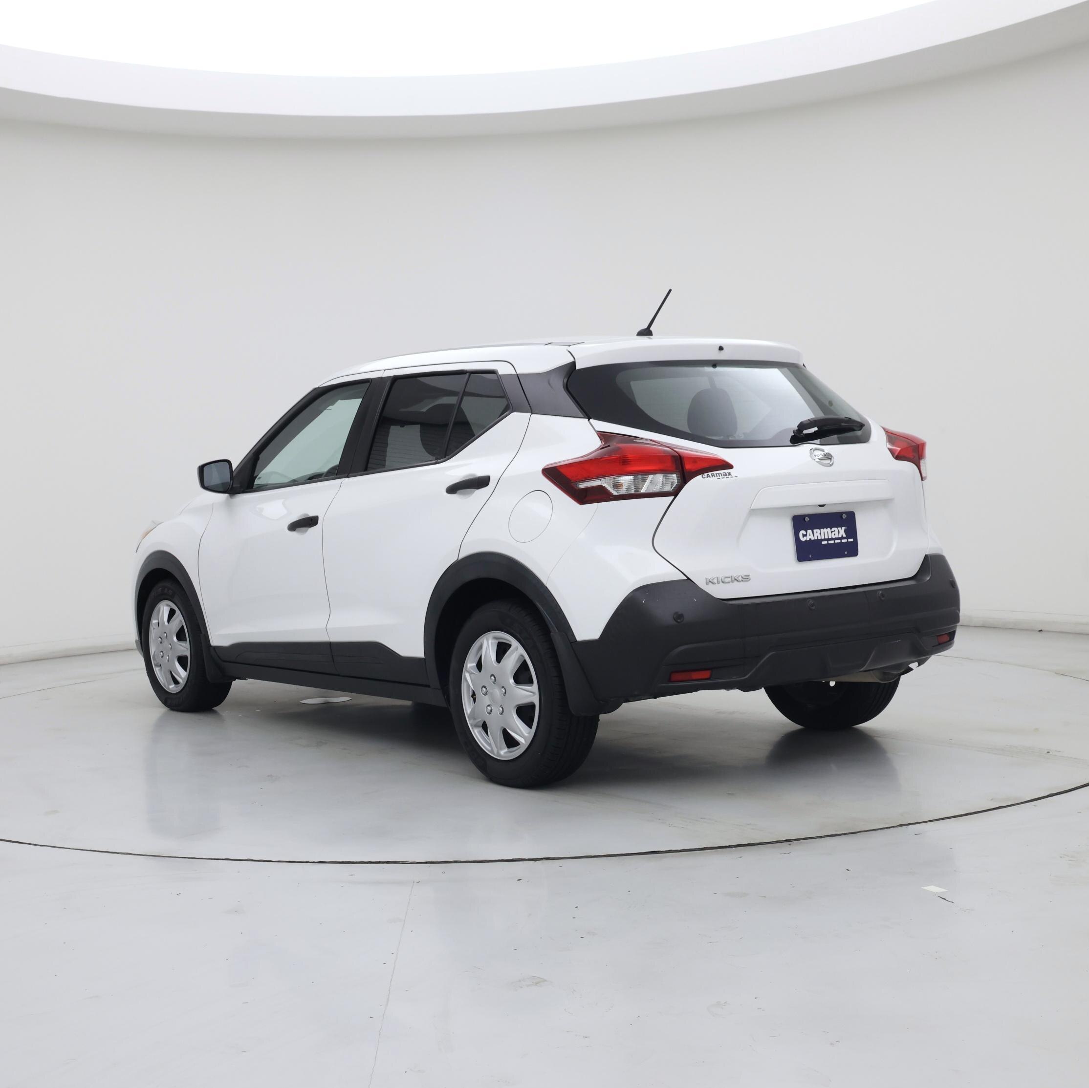 Thumbnail: 2020 Nissan Kicks - 2