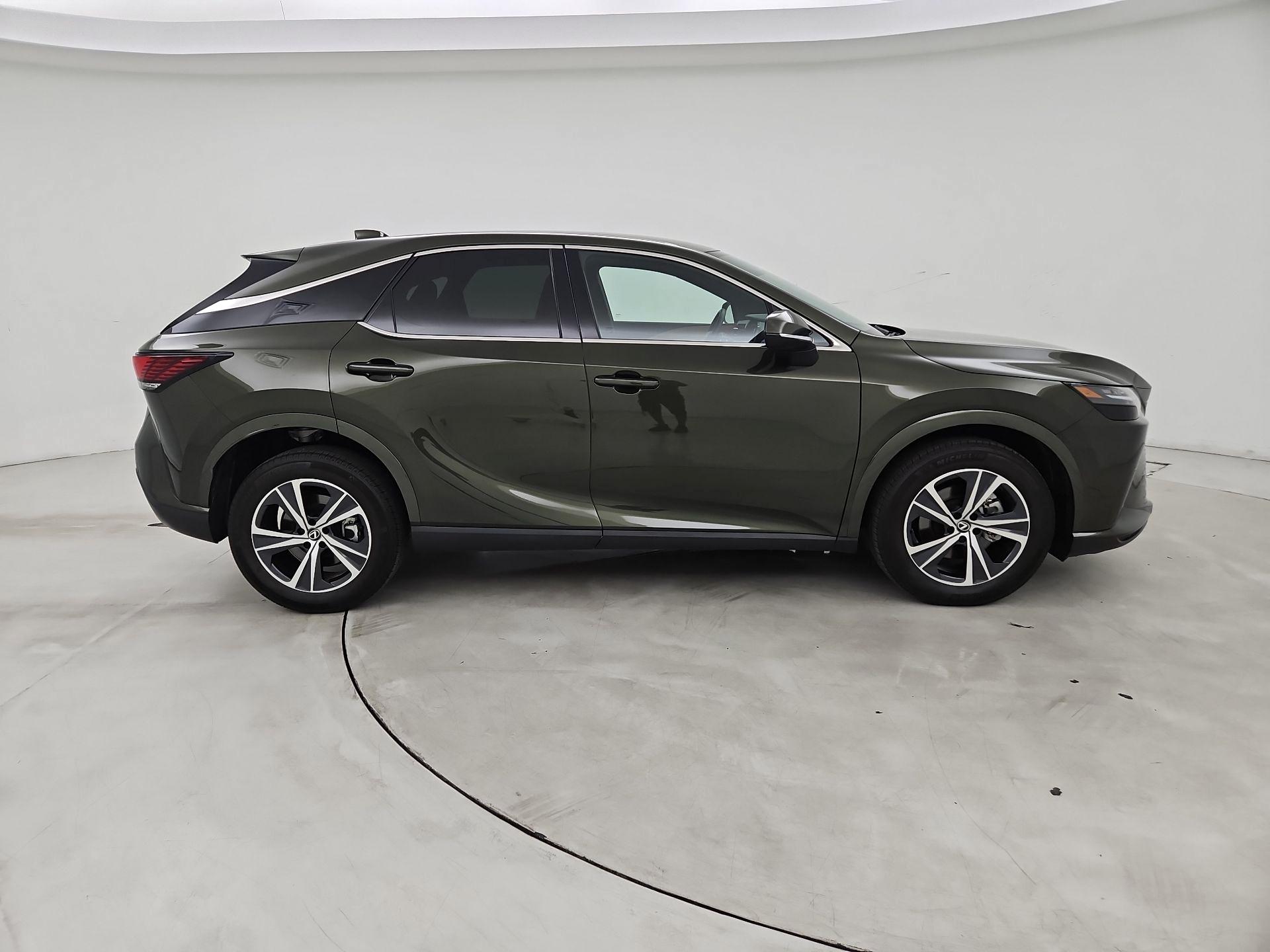 Thumbnail: 2025 Lexus RX - 4