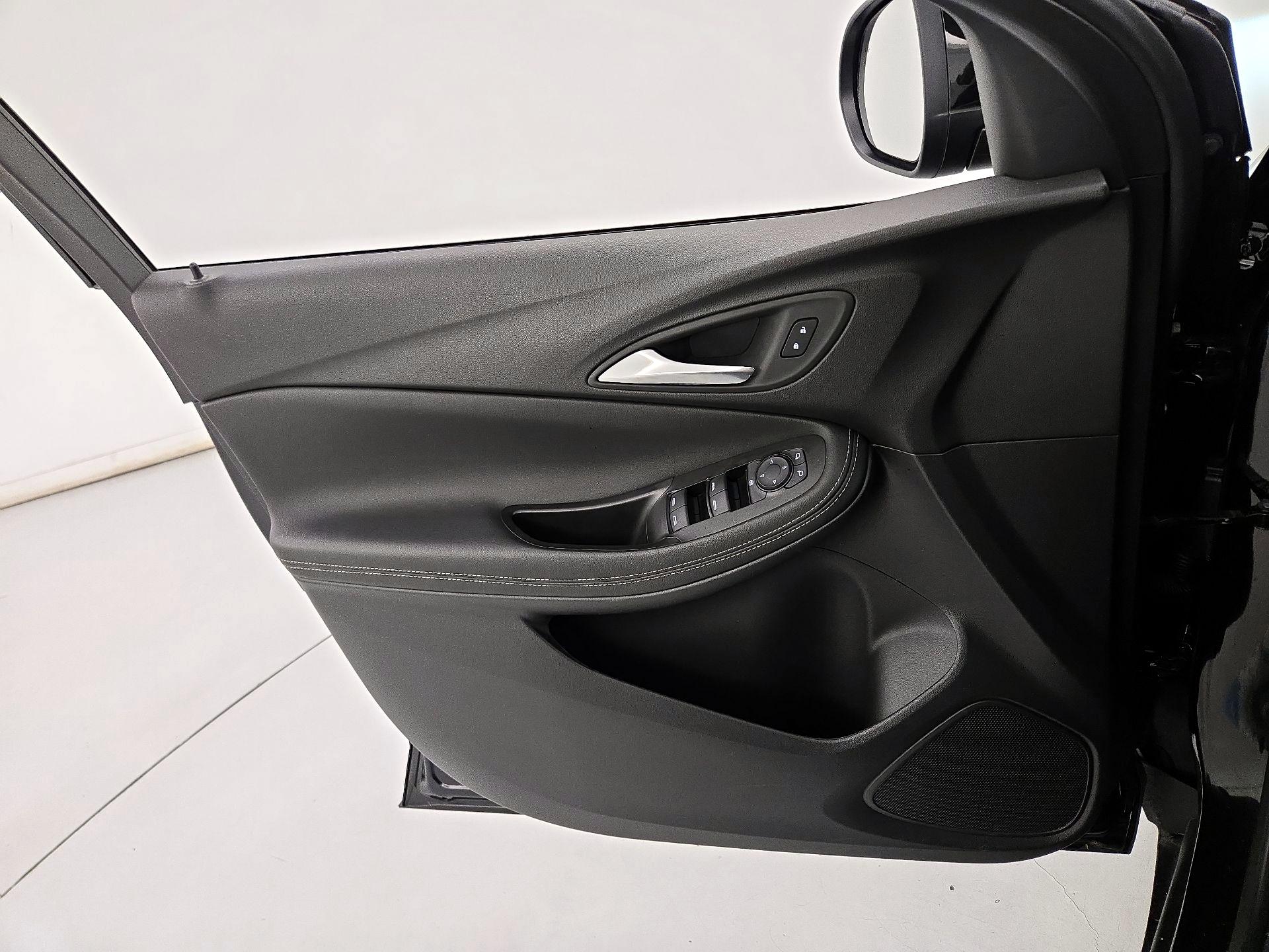 Thumbnail: 2025 Buick Encore GX - 12