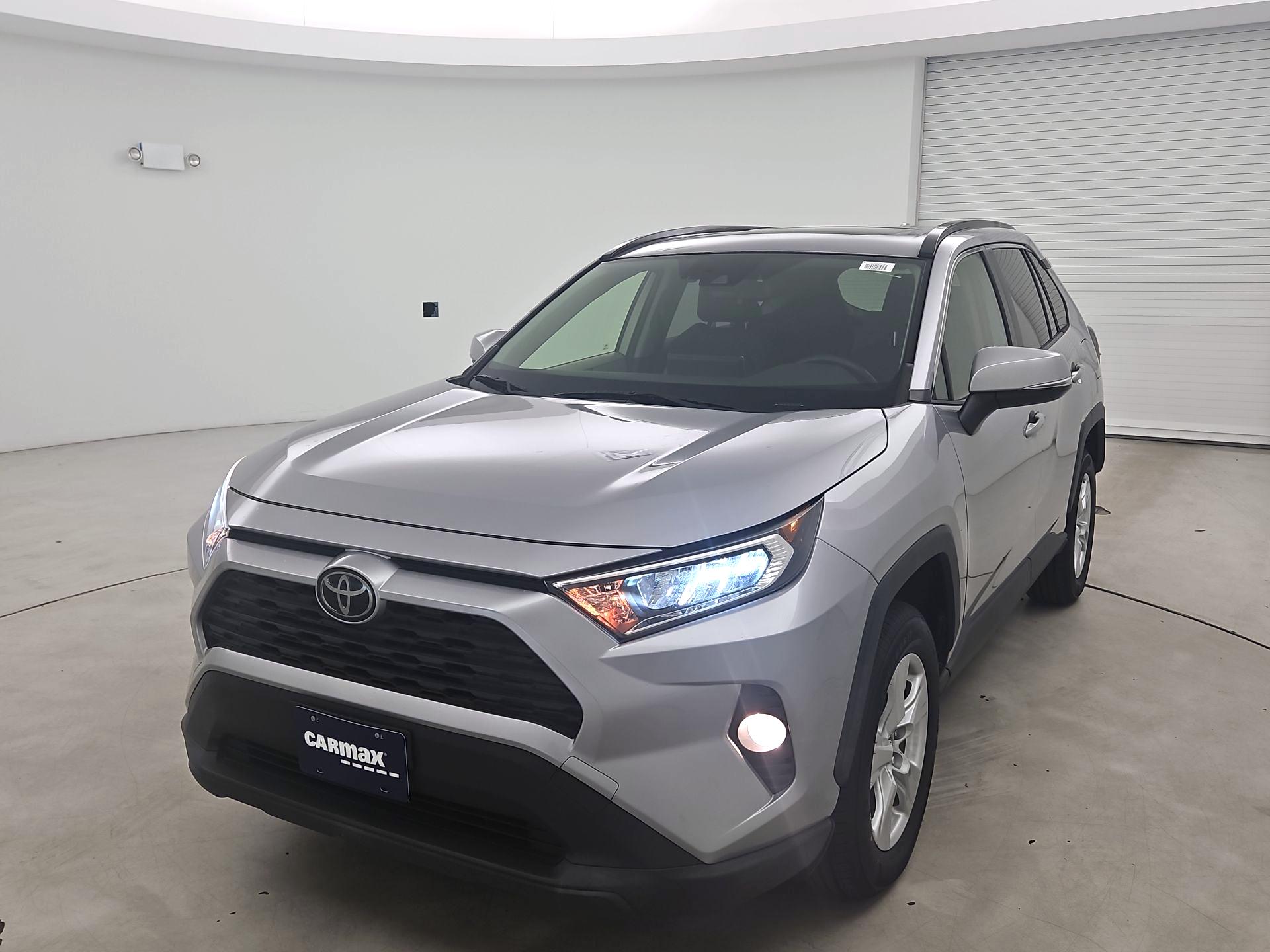 Thumbnail: 2020 Toyota RAV4 - 3