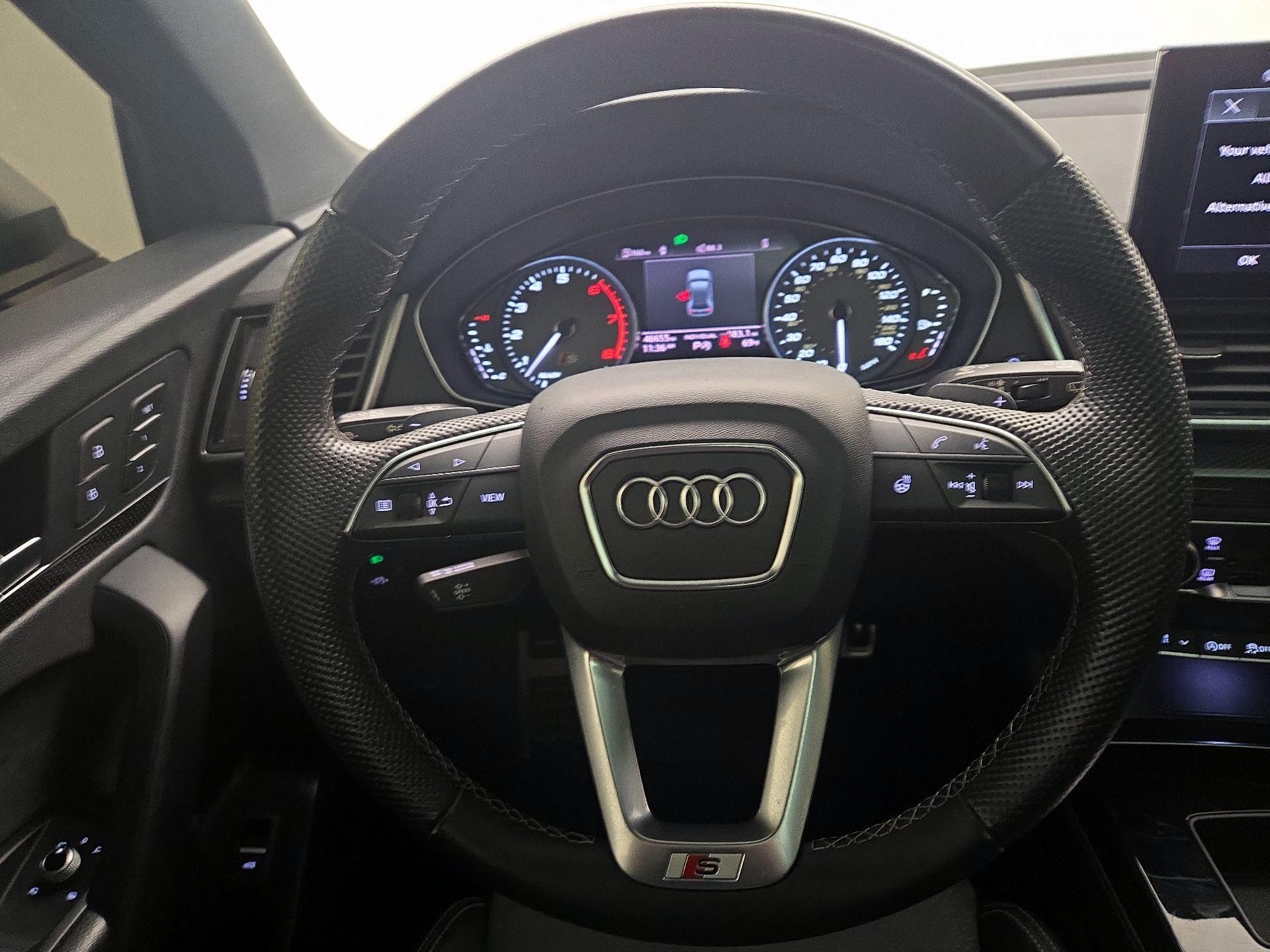 Thumbnail: 2022 Audi SQ5 - 10