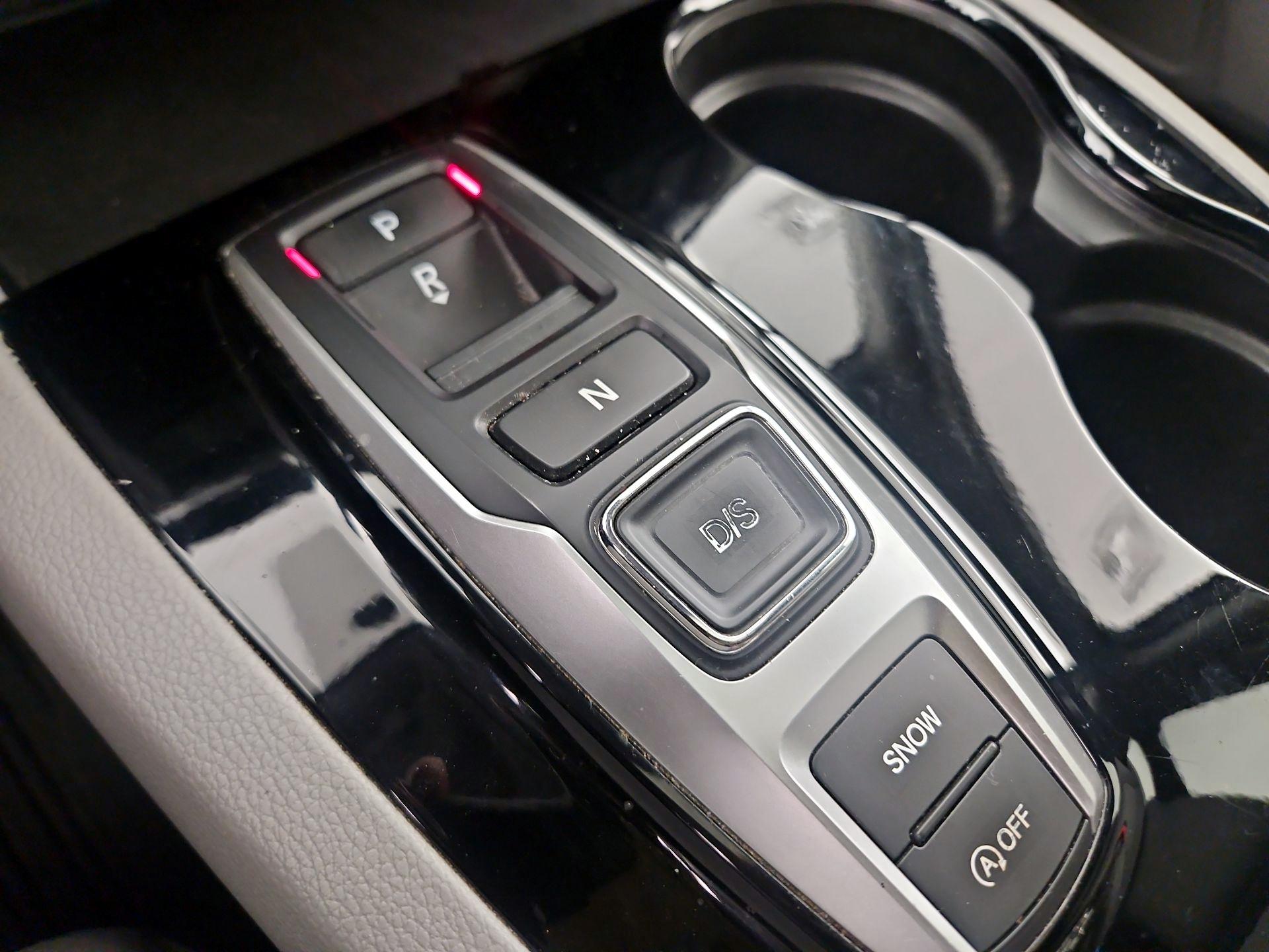 Thumbnail: 2018 Honda Pilot - 15