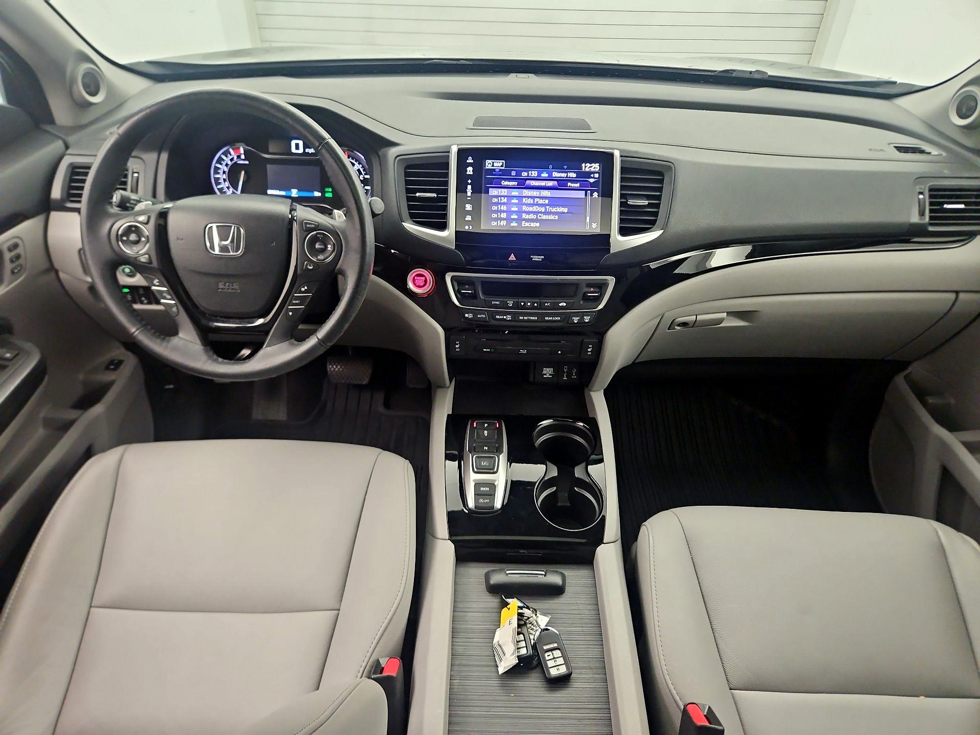 Thumbnail: 2018 Honda Pilot - 8