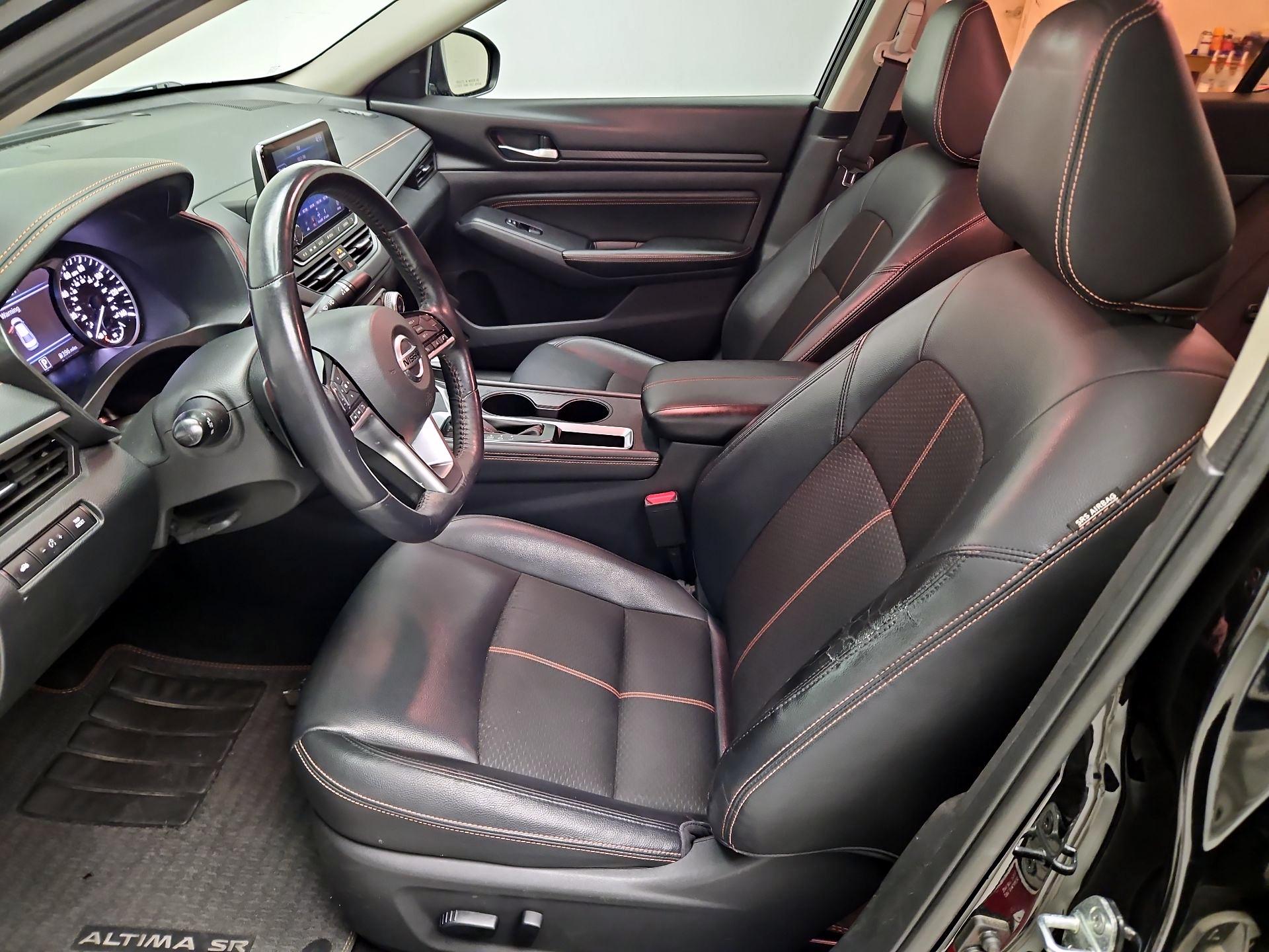 Thumbnail: 2019 Nissan Altima - 11