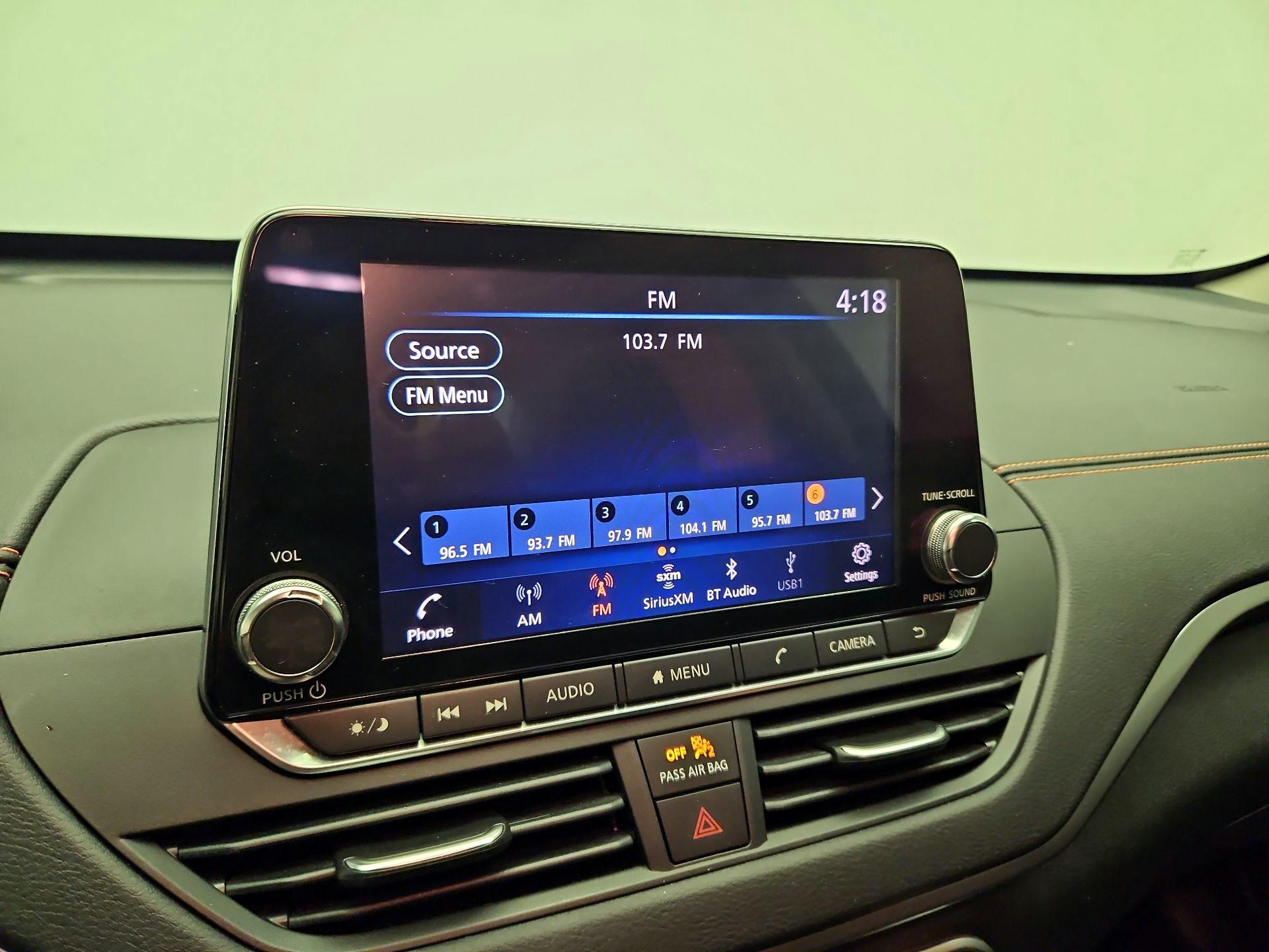 Thumbnail: 2019 Nissan Altima - 15