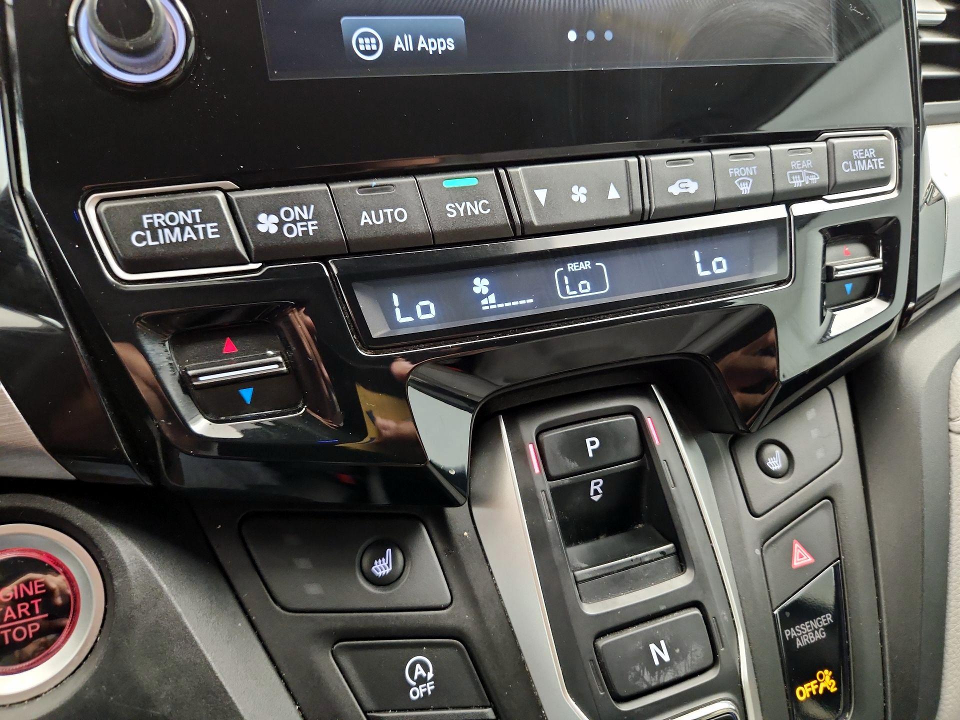 Thumbnail: 2020 Honda Odyssey - 14