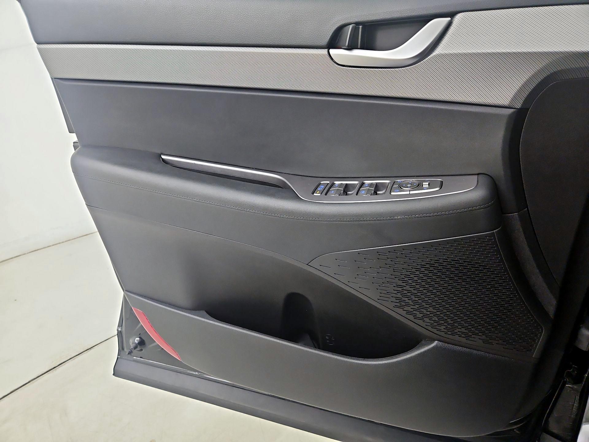 Thumbnail: 2024 Hyundai Palisade - 10