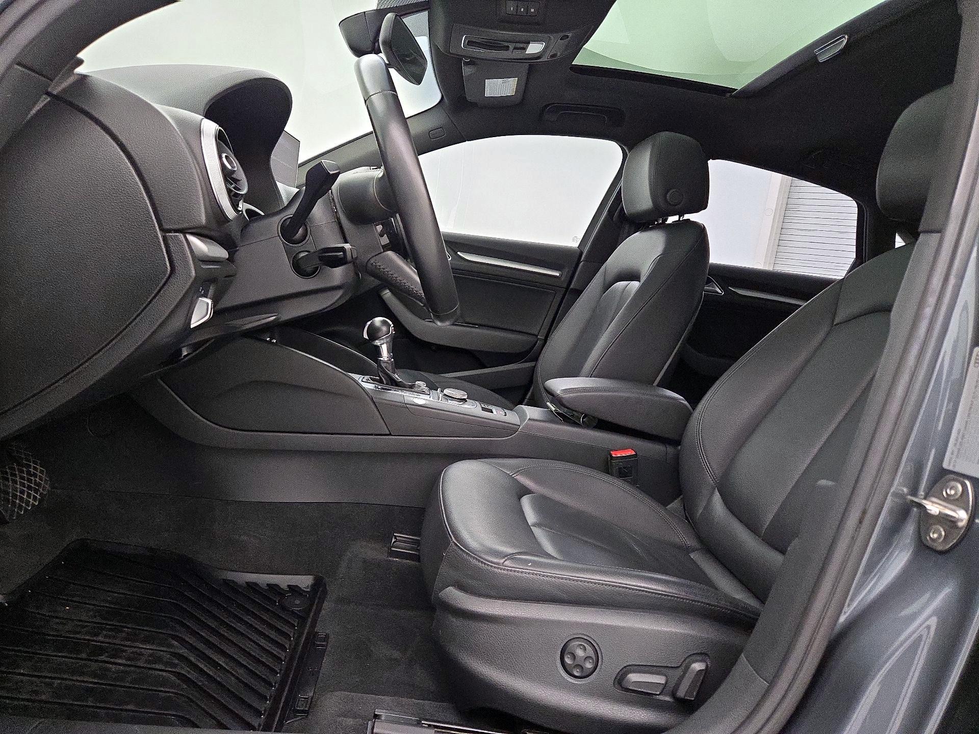 Thumbnail: 2017 Audi A3 - 11