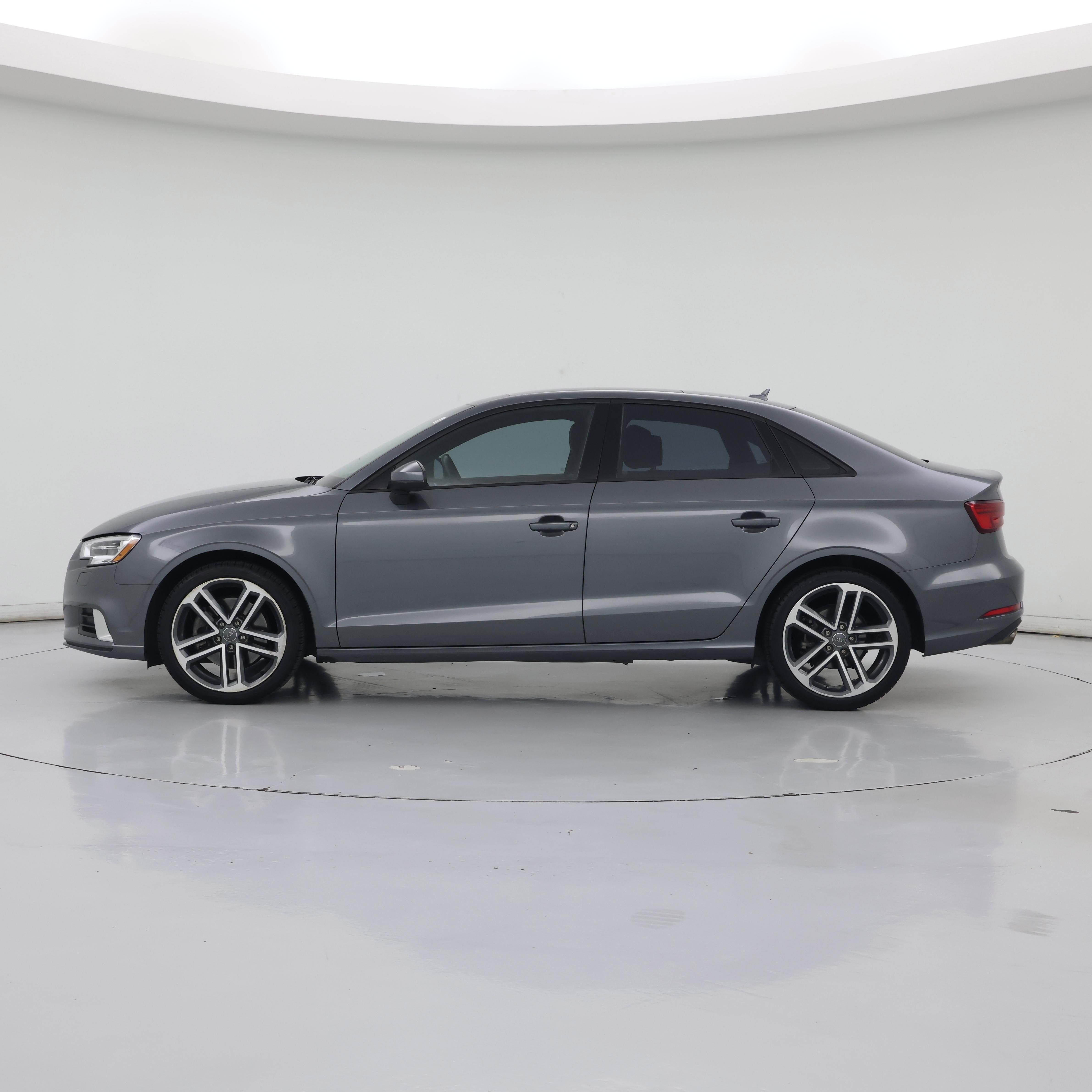 Thumbnail: 2017 Audi A3 - 3