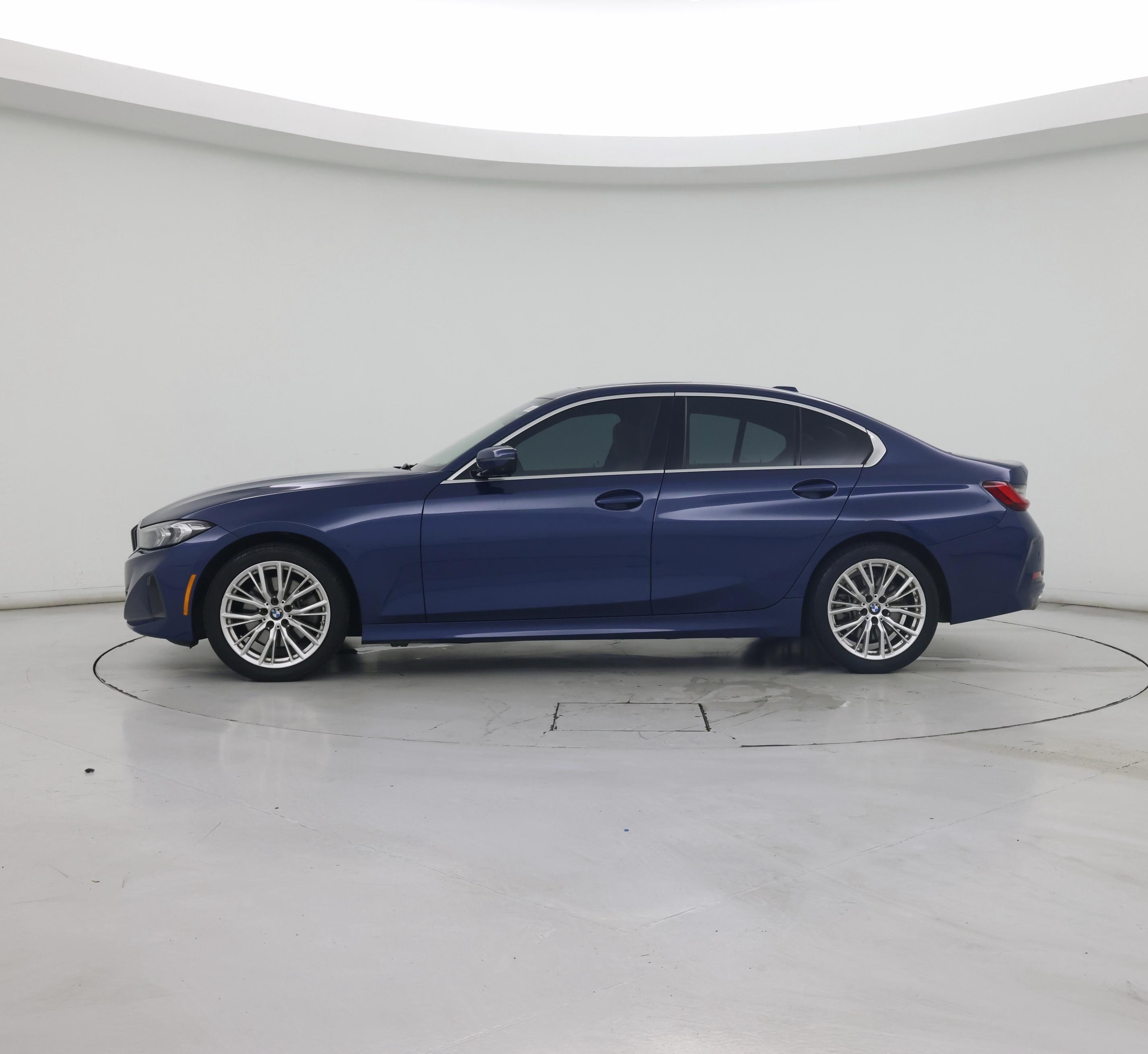 Thumbnail: 2024 BMW 3 Series - 3