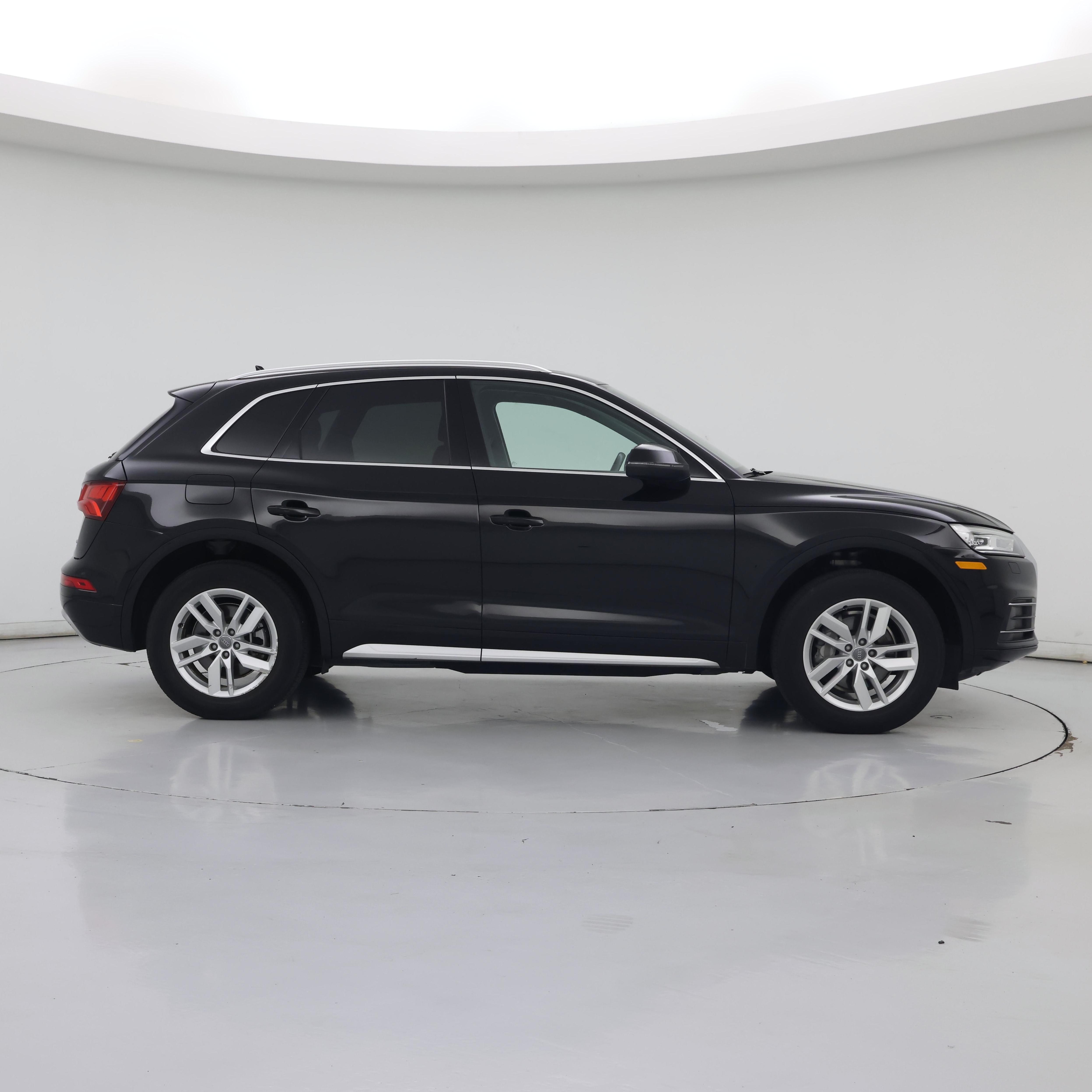 Thumbnail: 2020 Audi Q5 - 7
