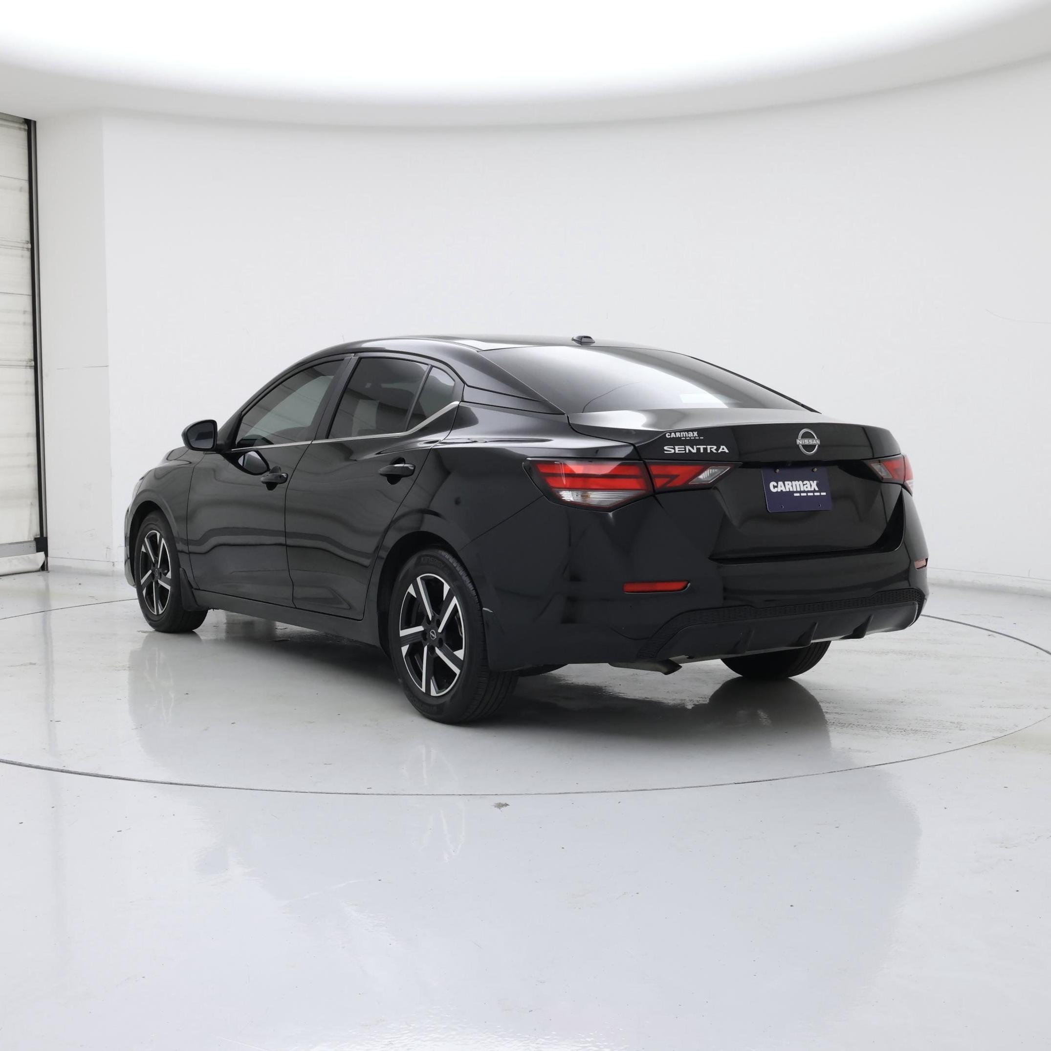 Thumbnail: 2025 Nissan Sentra - 2
