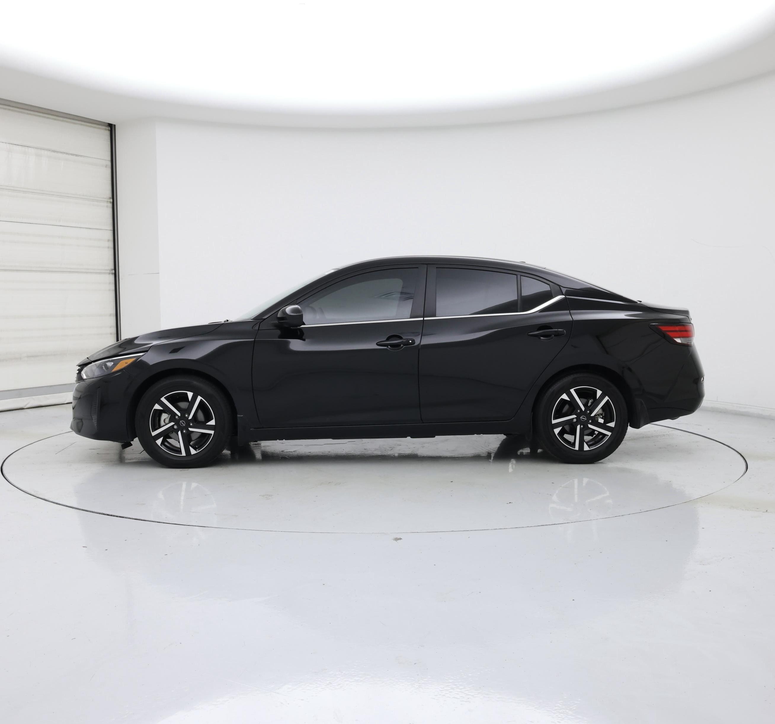 Thumbnail: 2025 Nissan Sentra - 3
