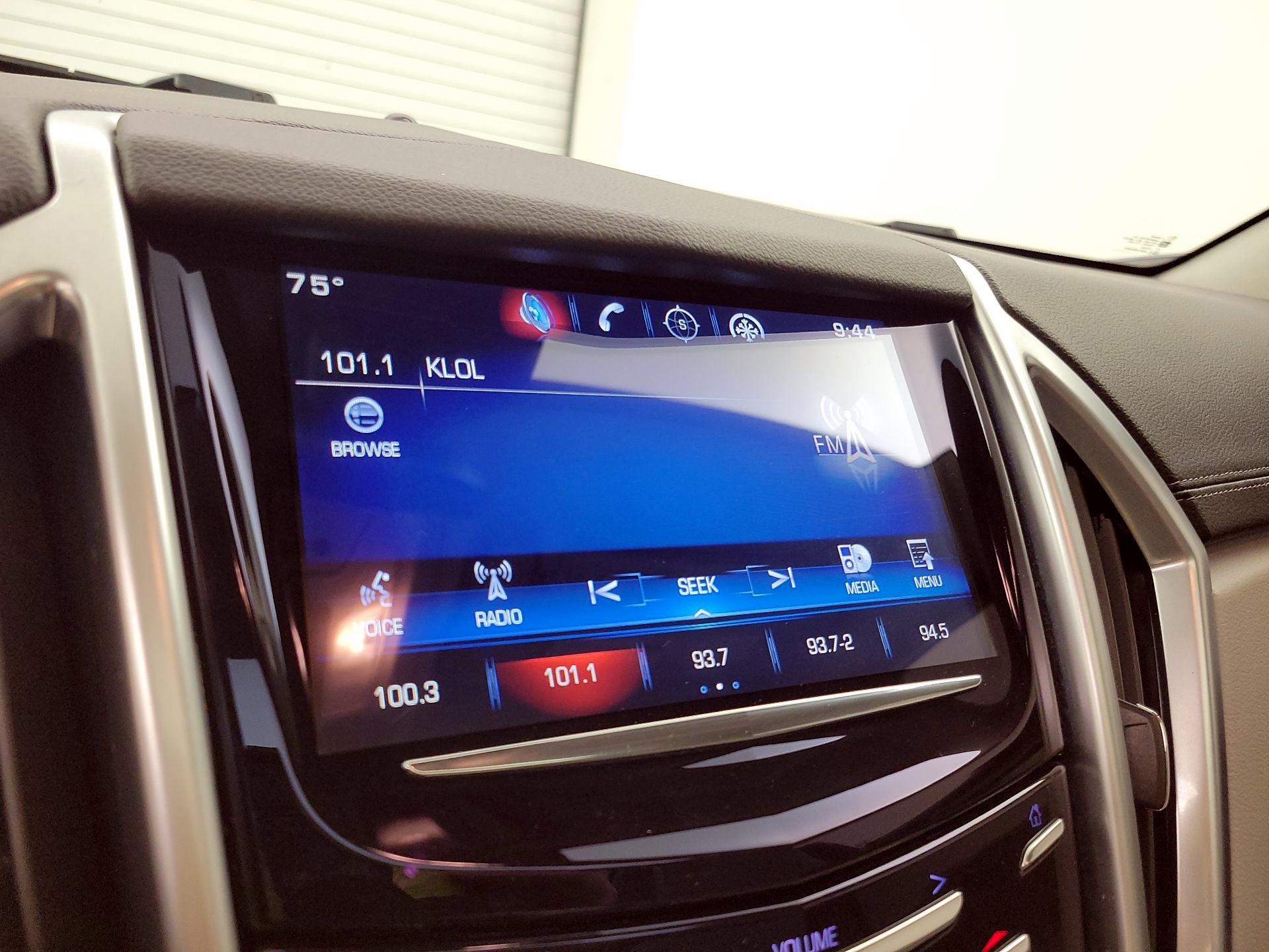 Thumbnail: 2016 Cadillac SRX - 15