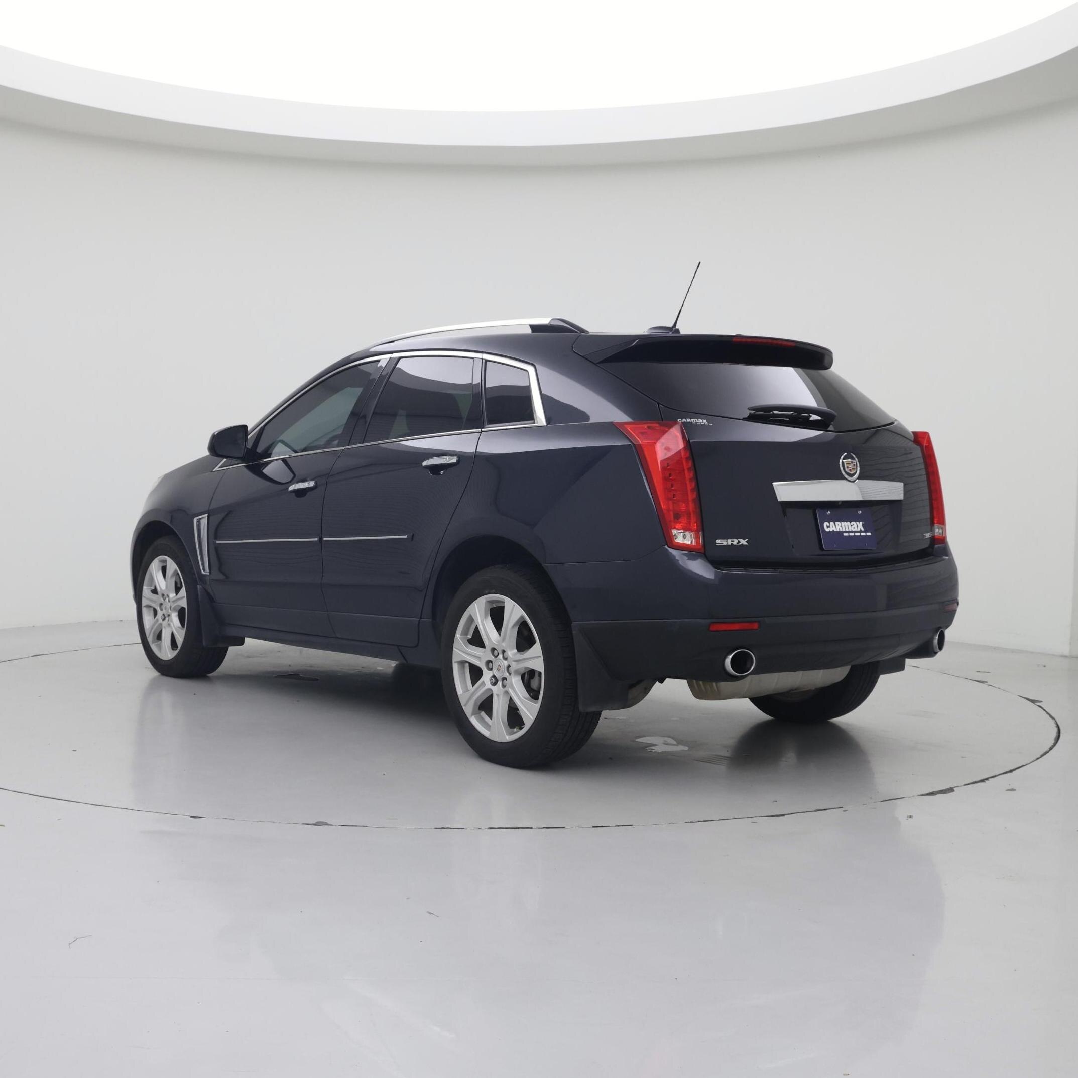 Thumbnail: 2016 Cadillac SRX - 2
