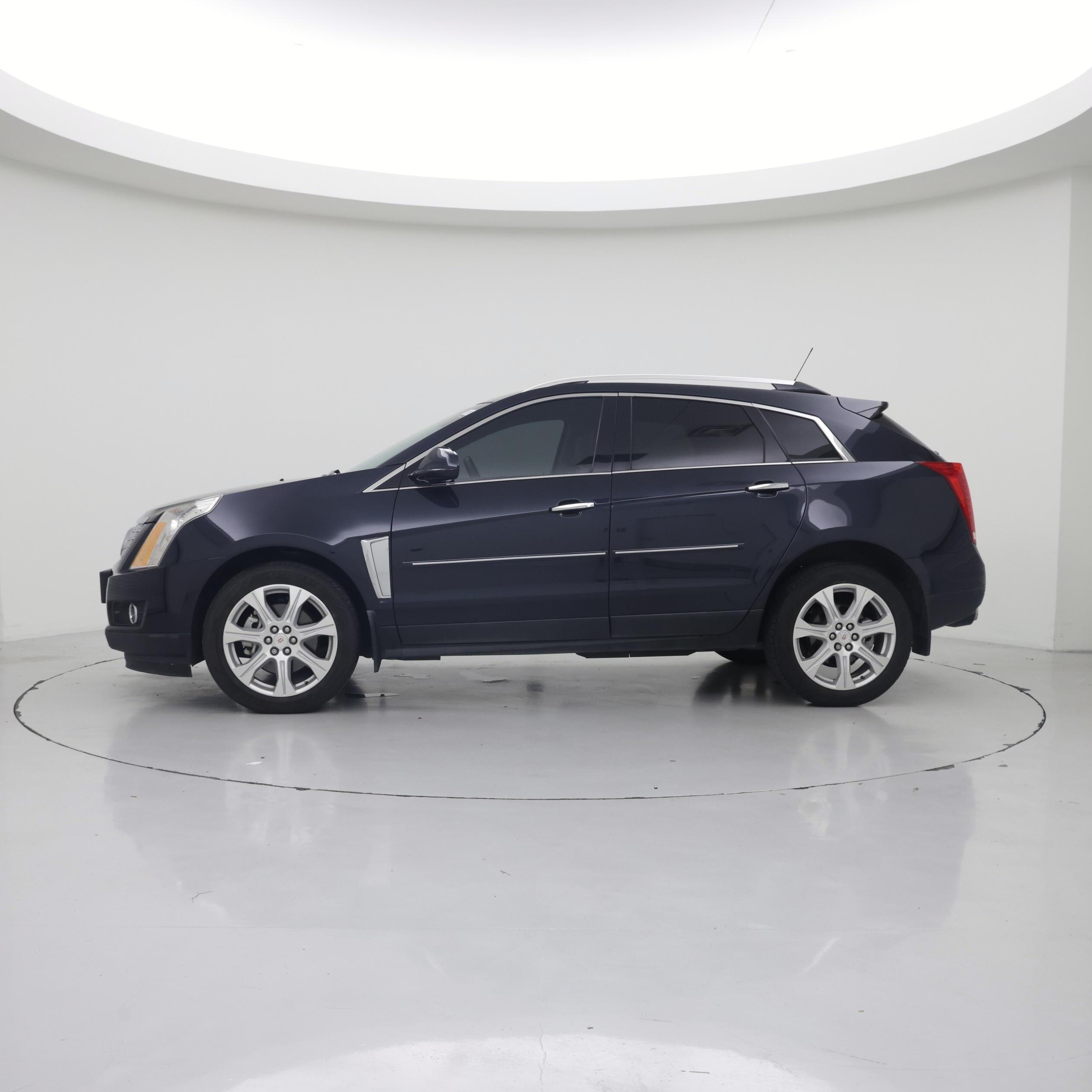 Thumbnail: 2016 Cadillac SRX - 3
