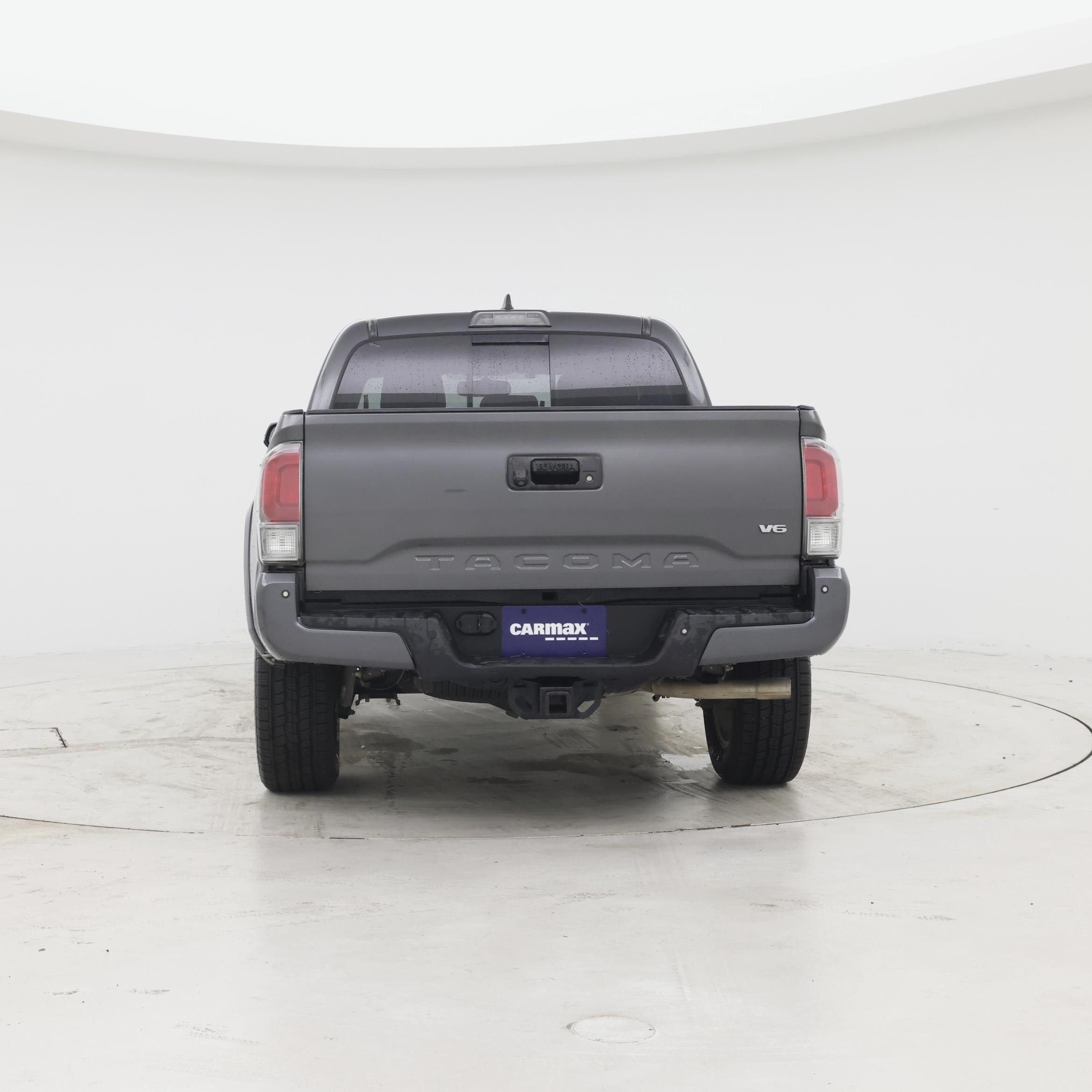 Thumbnail: 2017 Toyota Tacoma - 6