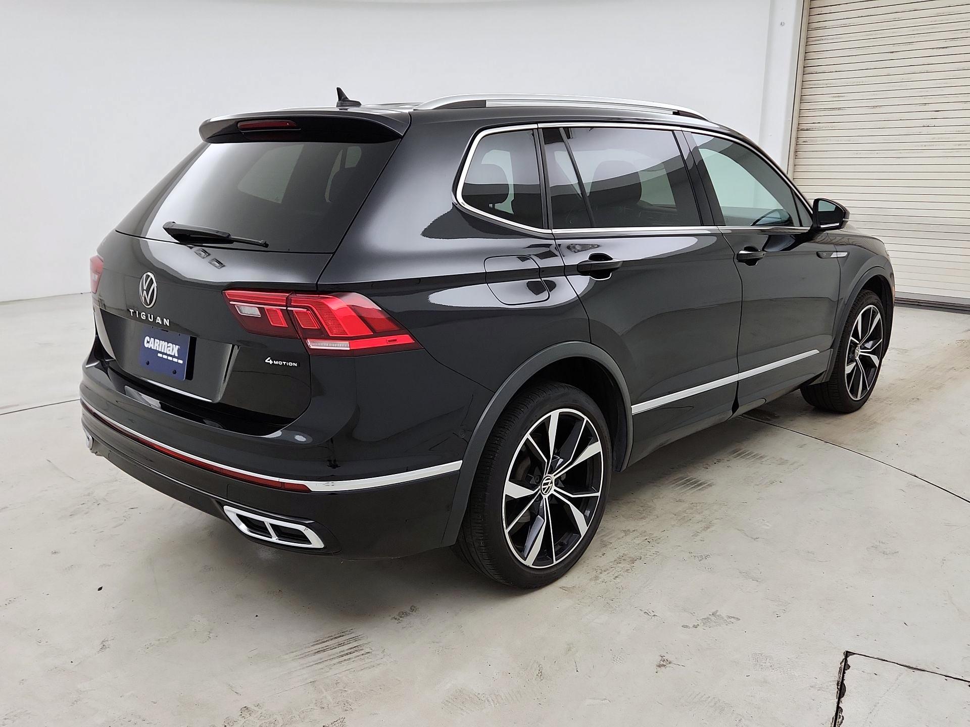 Thumbnail: 2022 Volkswagen Tiguan - 5