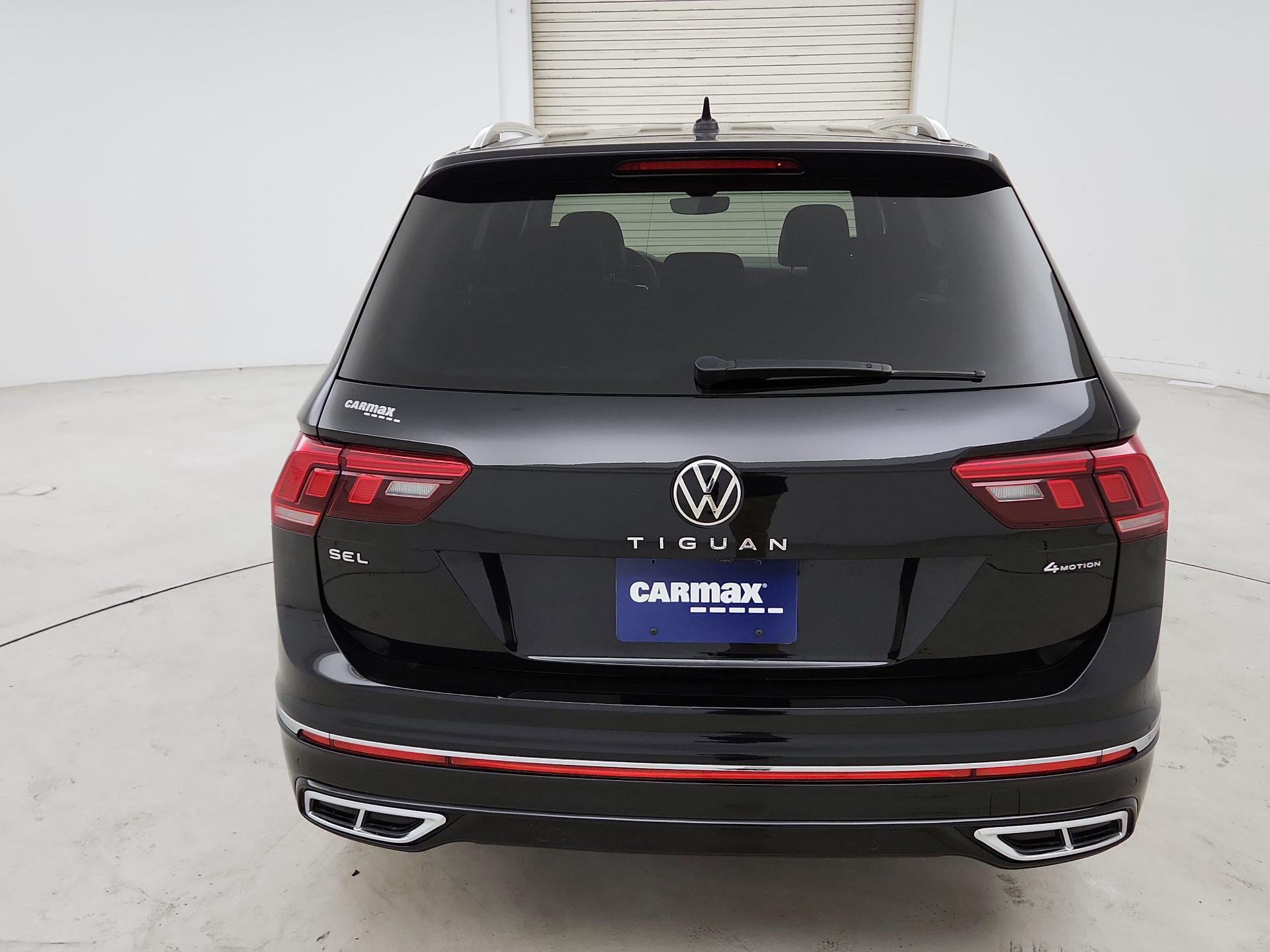 Thumbnail: 2022 Volkswagen Tiguan - 6