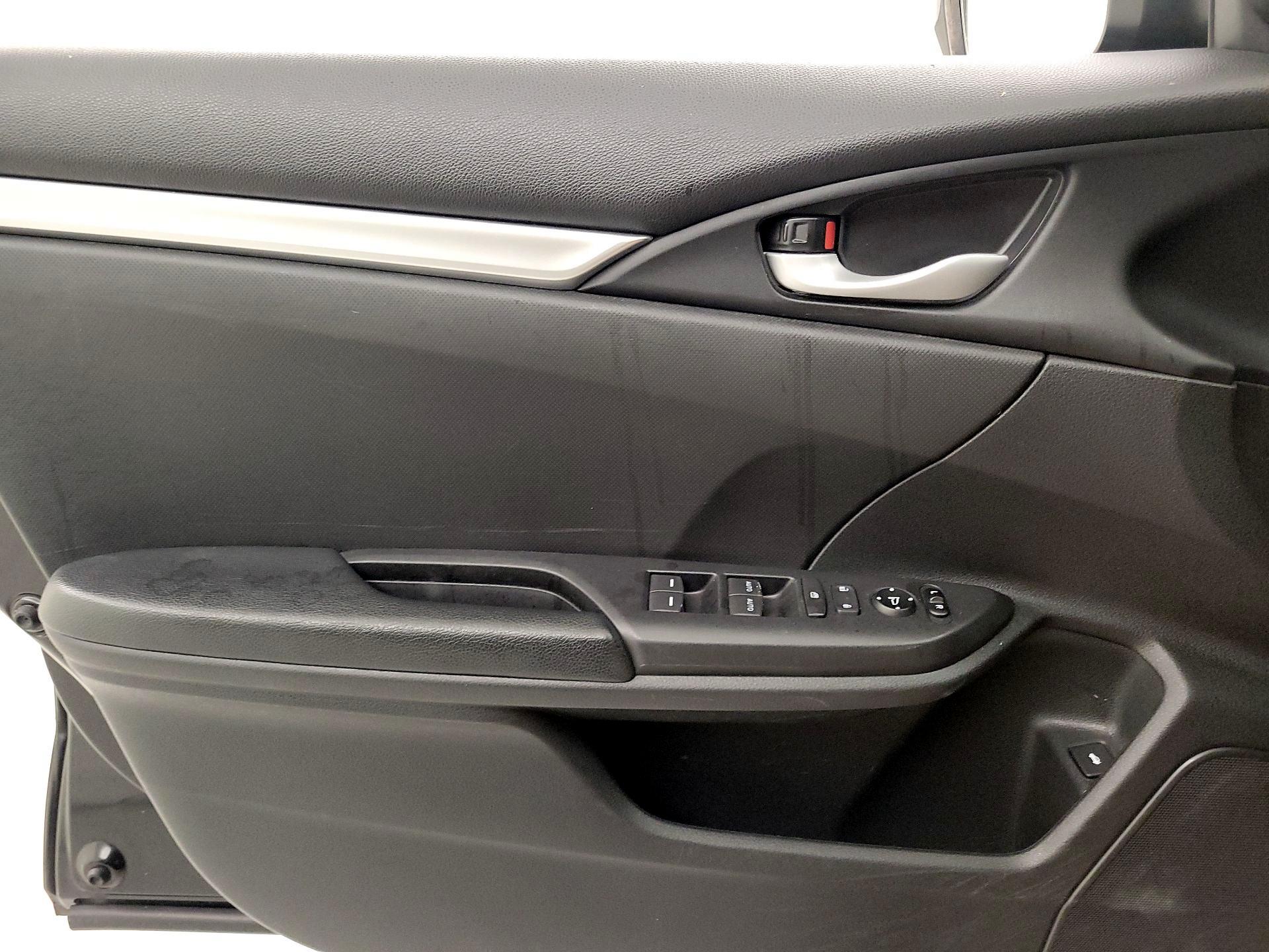 Thumbnail: 2019 Honda Civic - 12