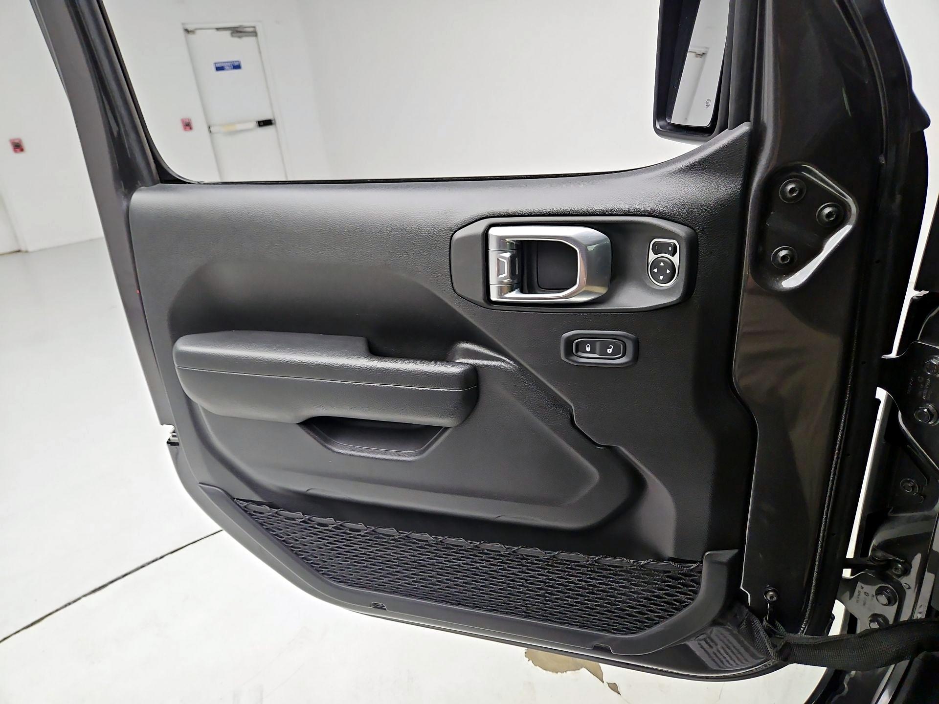 Thumbnail: 2024 Jeep Wrangler - 12