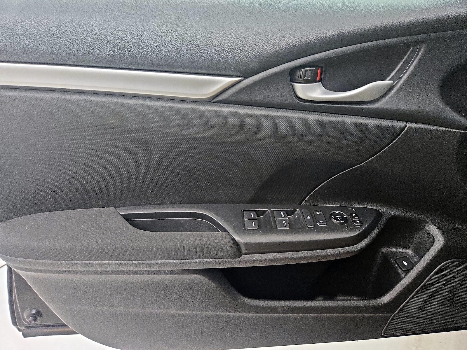 2017 Honda Civic LX - Photo 13