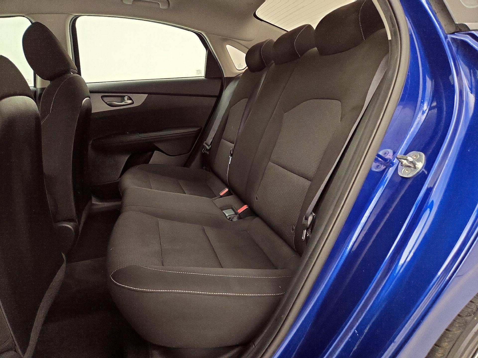 Thumbnail: 2021 Kia Forte - 19
