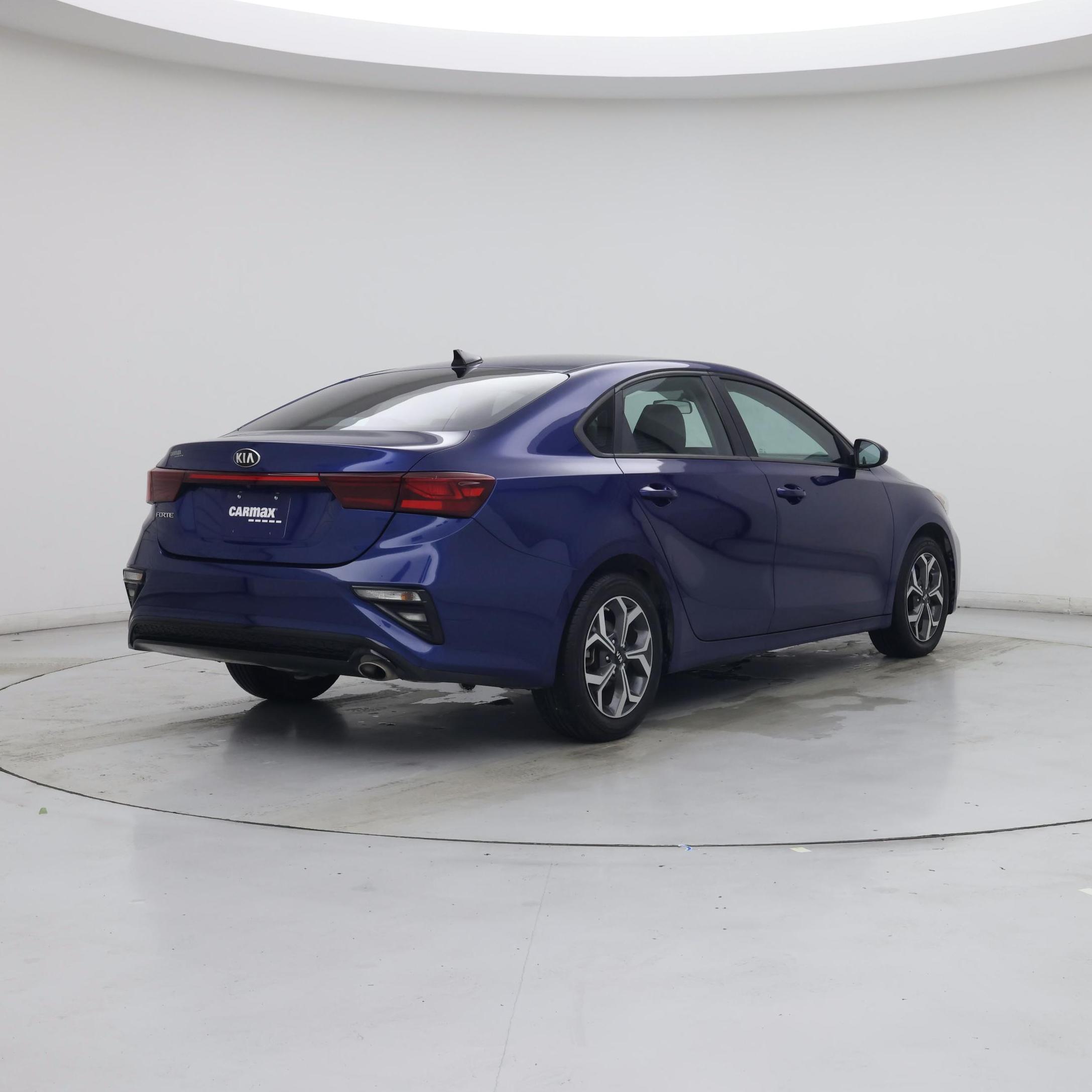 Thumbnail: 2021 Kia Forte - 8