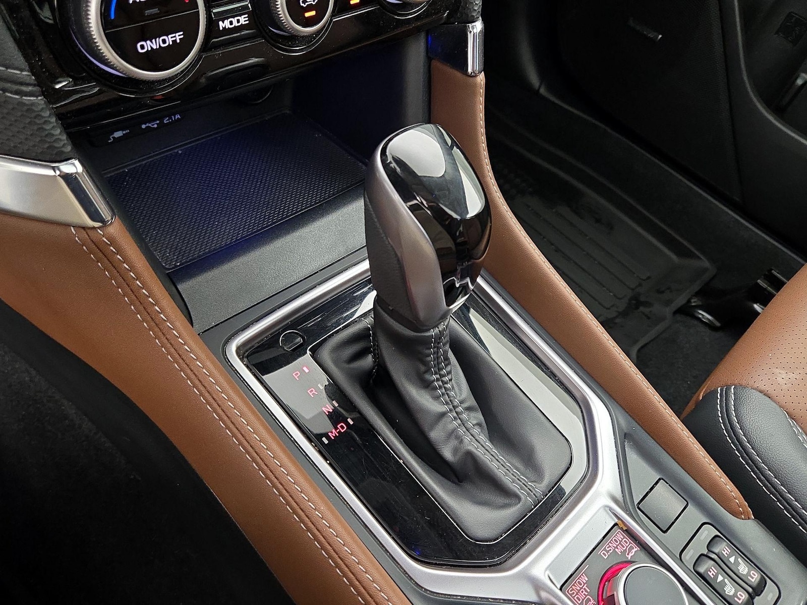 2023 Subaru Forester Touring - Photo 19