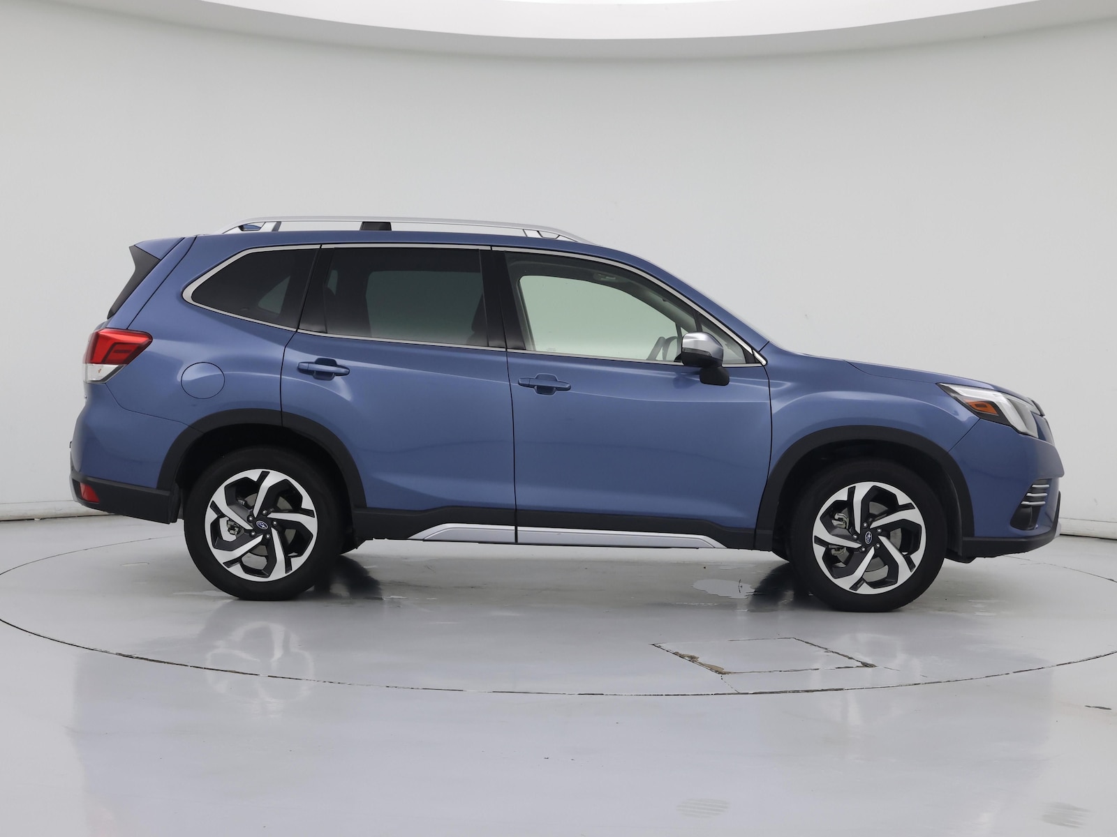 2023 Subaru Forester Touring - Photo 8