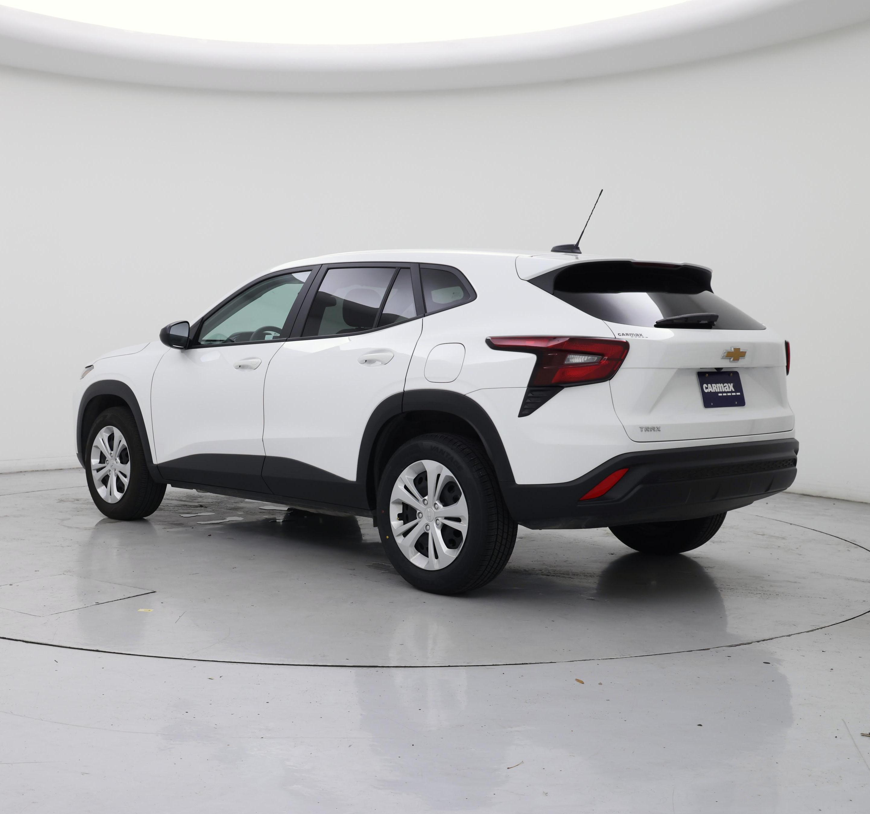 Thumbnail: 2025 Chevrolet Trax - 2