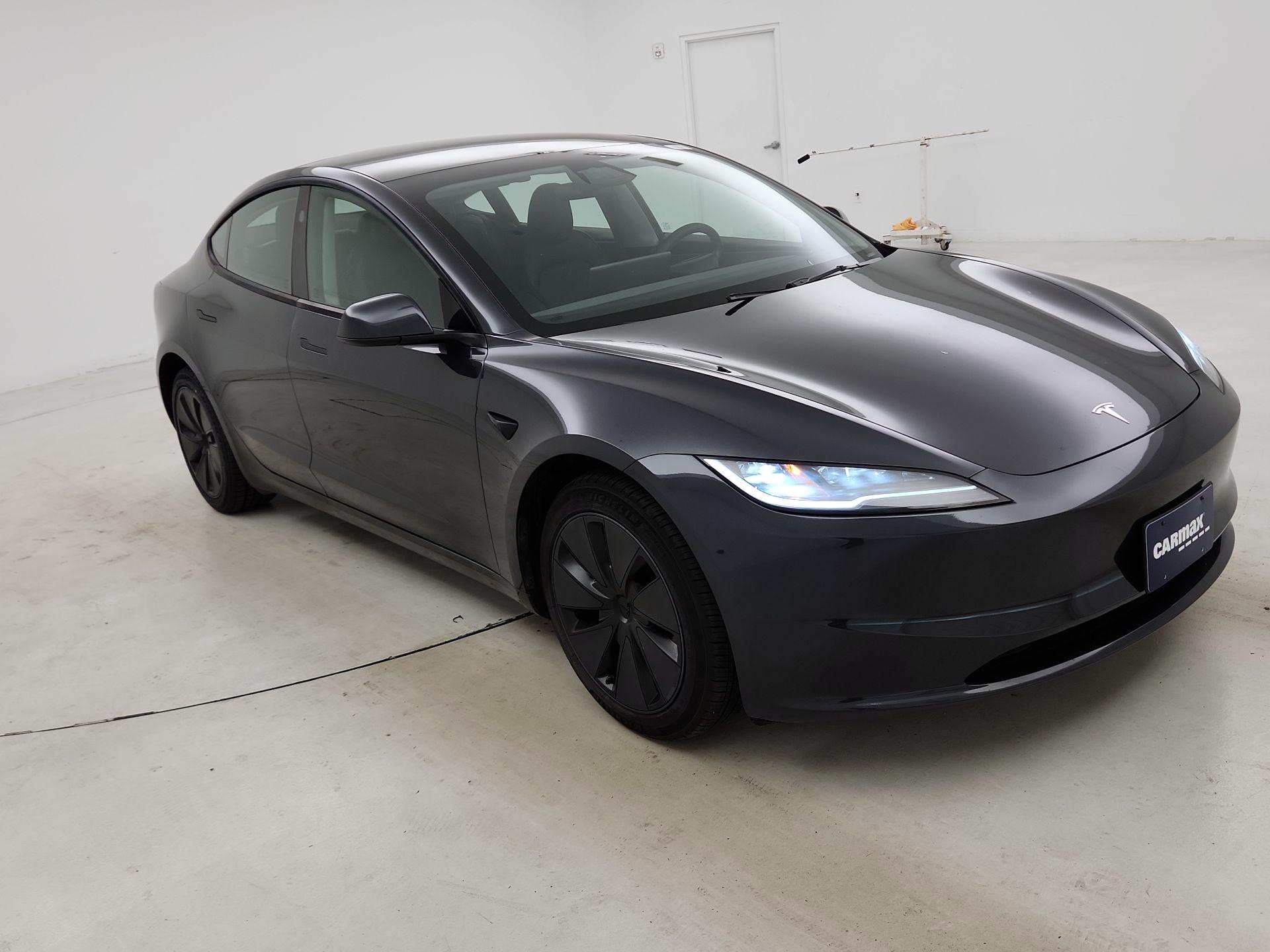 Thumbnail: 2025 Tesla Model 3 - 1