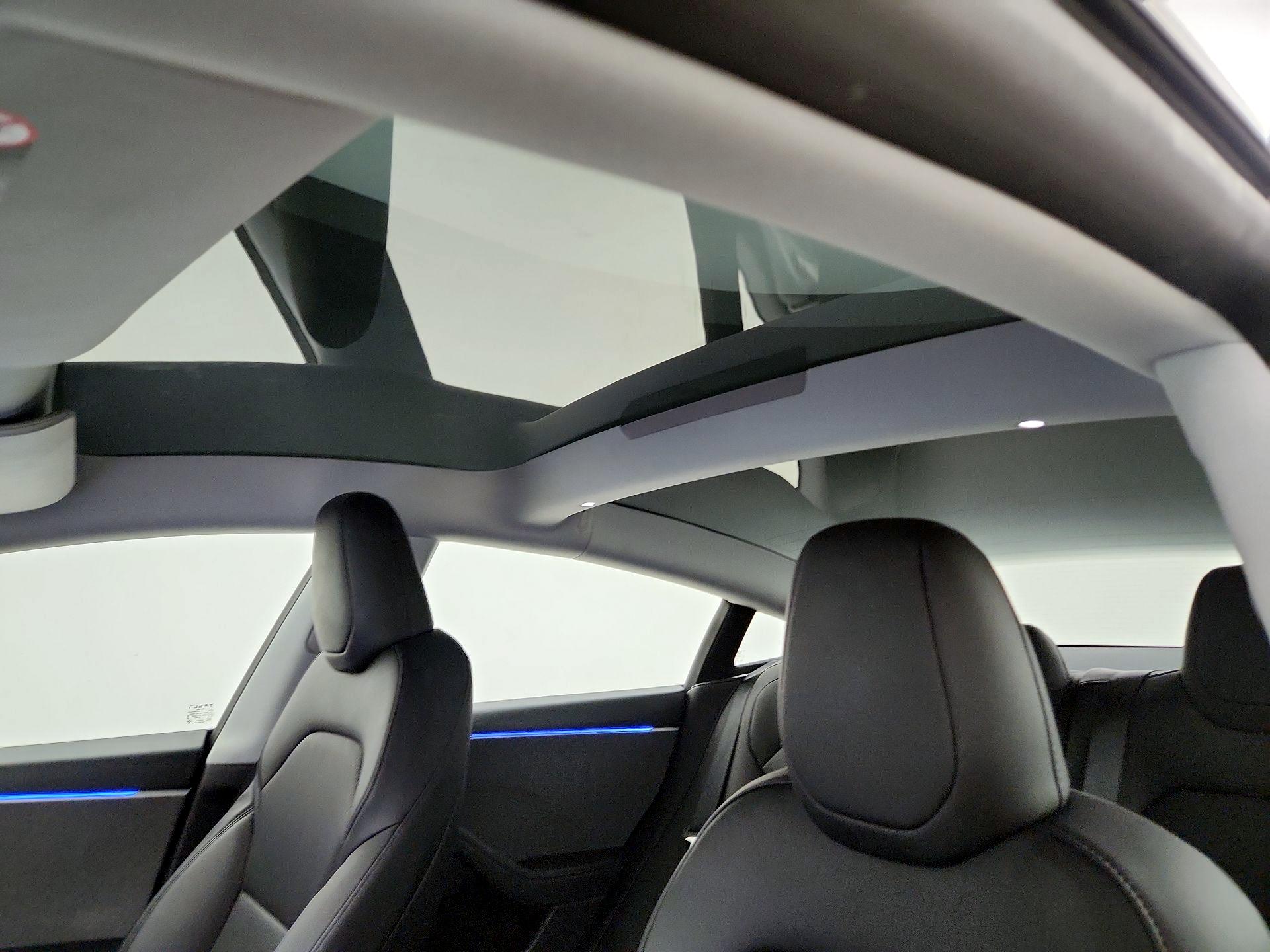 Thumbnail: 2025 Tesla Model 3 - 17