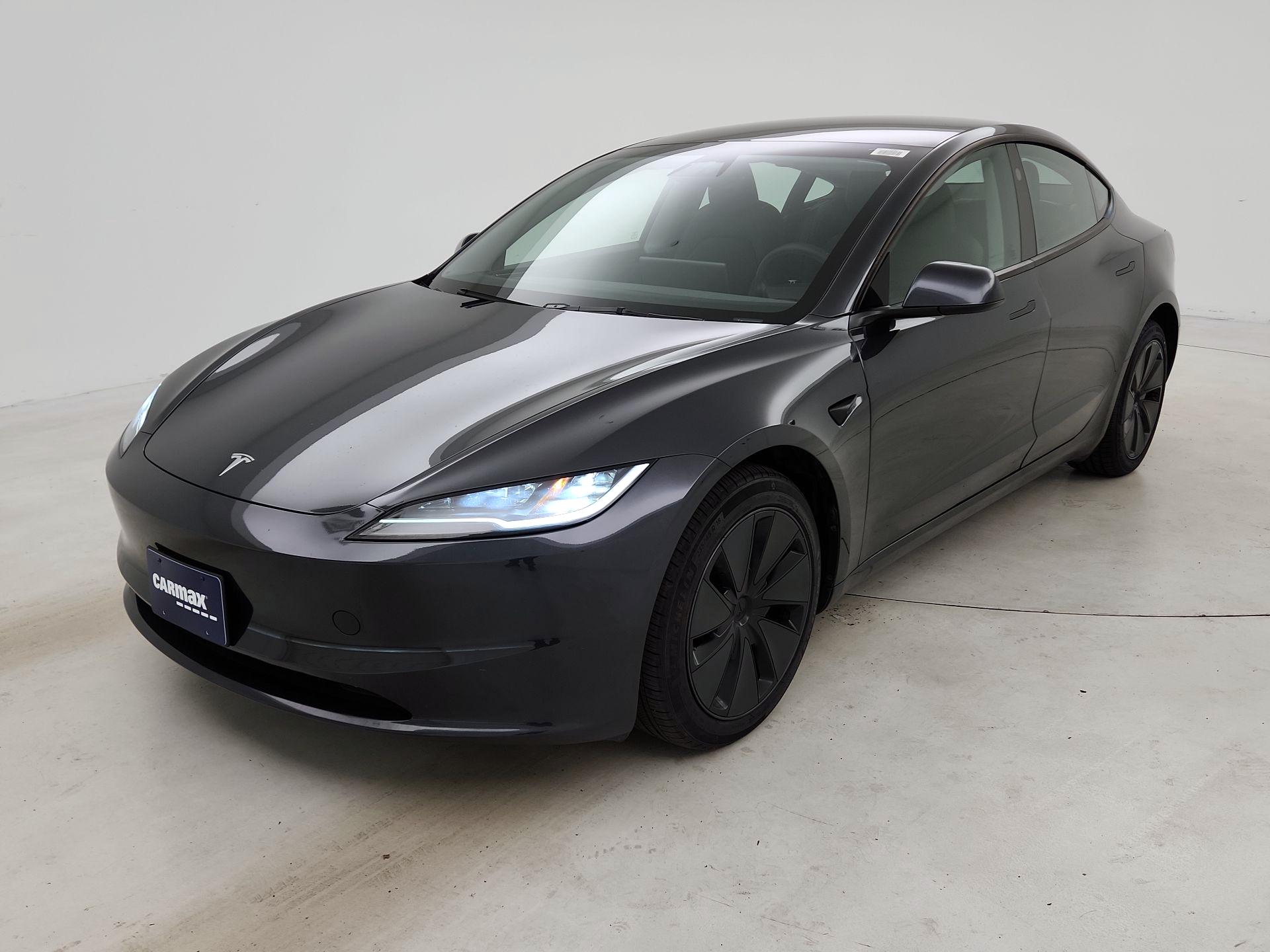 Thumbnail: 2025 Tesla Model 3 - 3