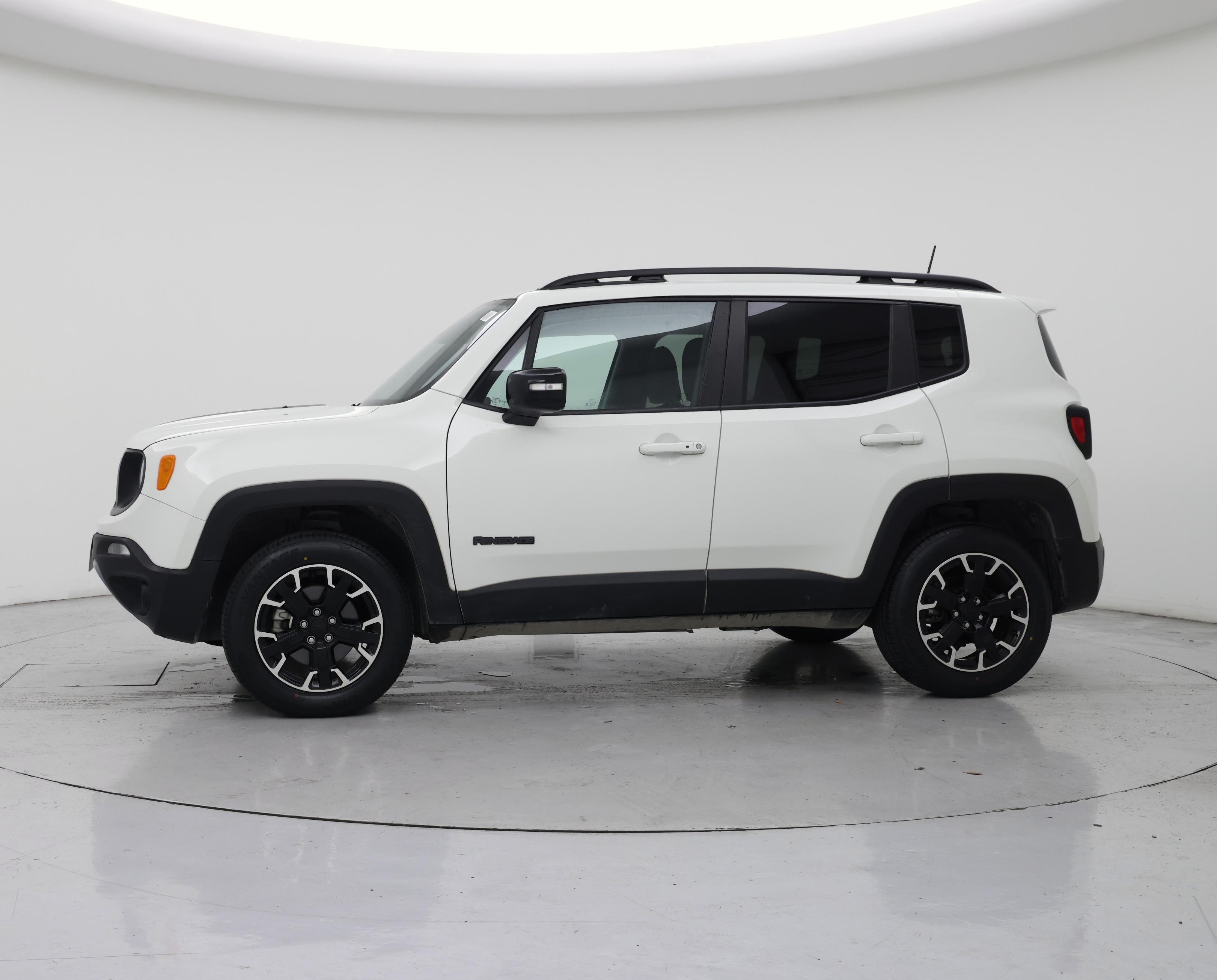 Thumbnail: 2023 Jeep Renegade - 3