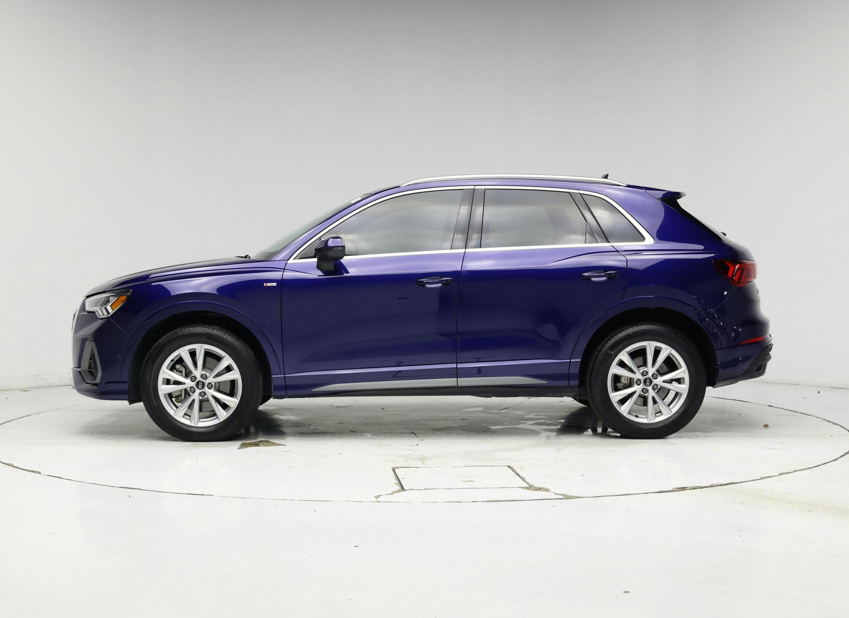 Thumbnail: 2025 Audi Q3 - 3