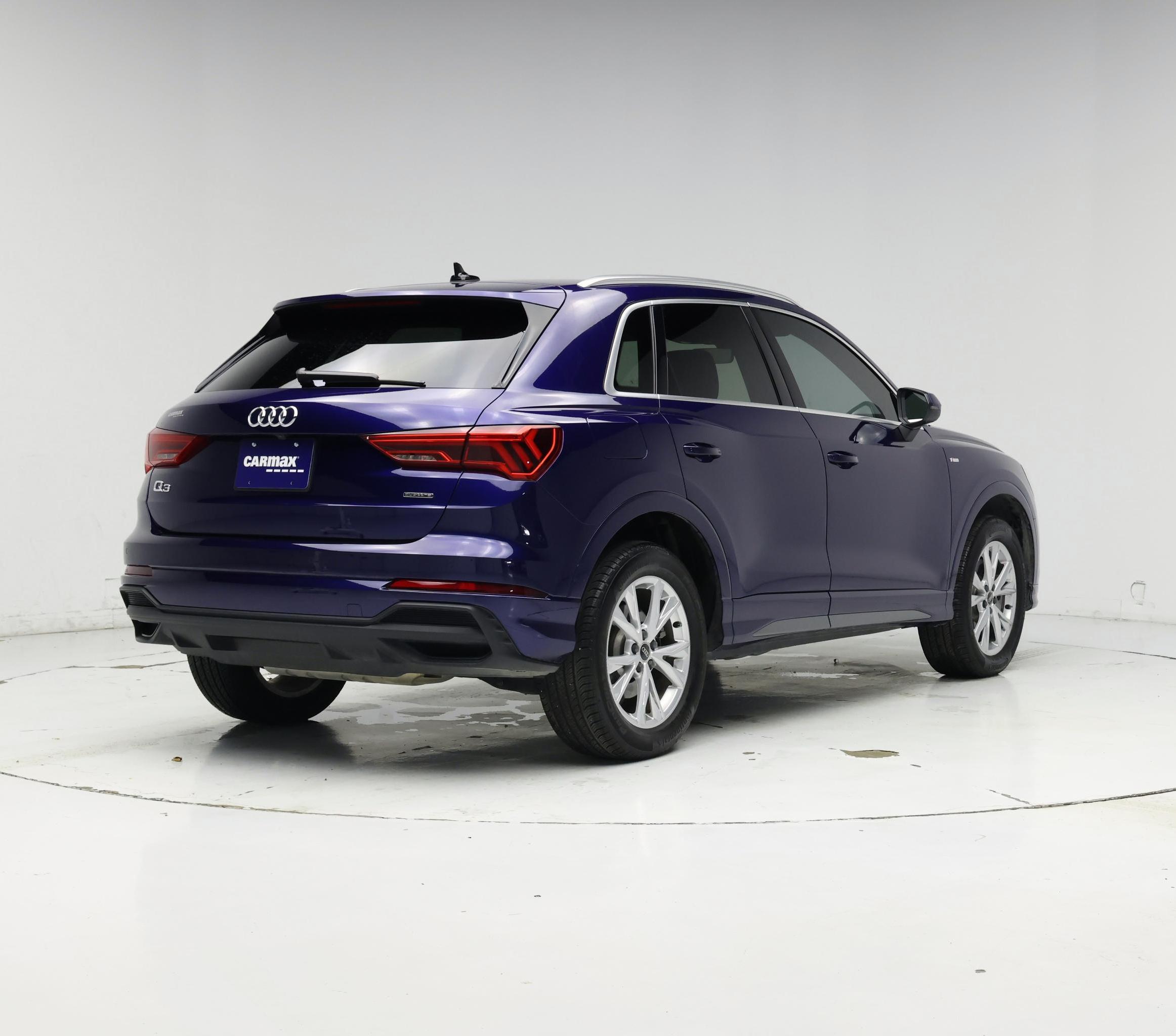 Thumbnail: 2025 Audi Q3 - 8