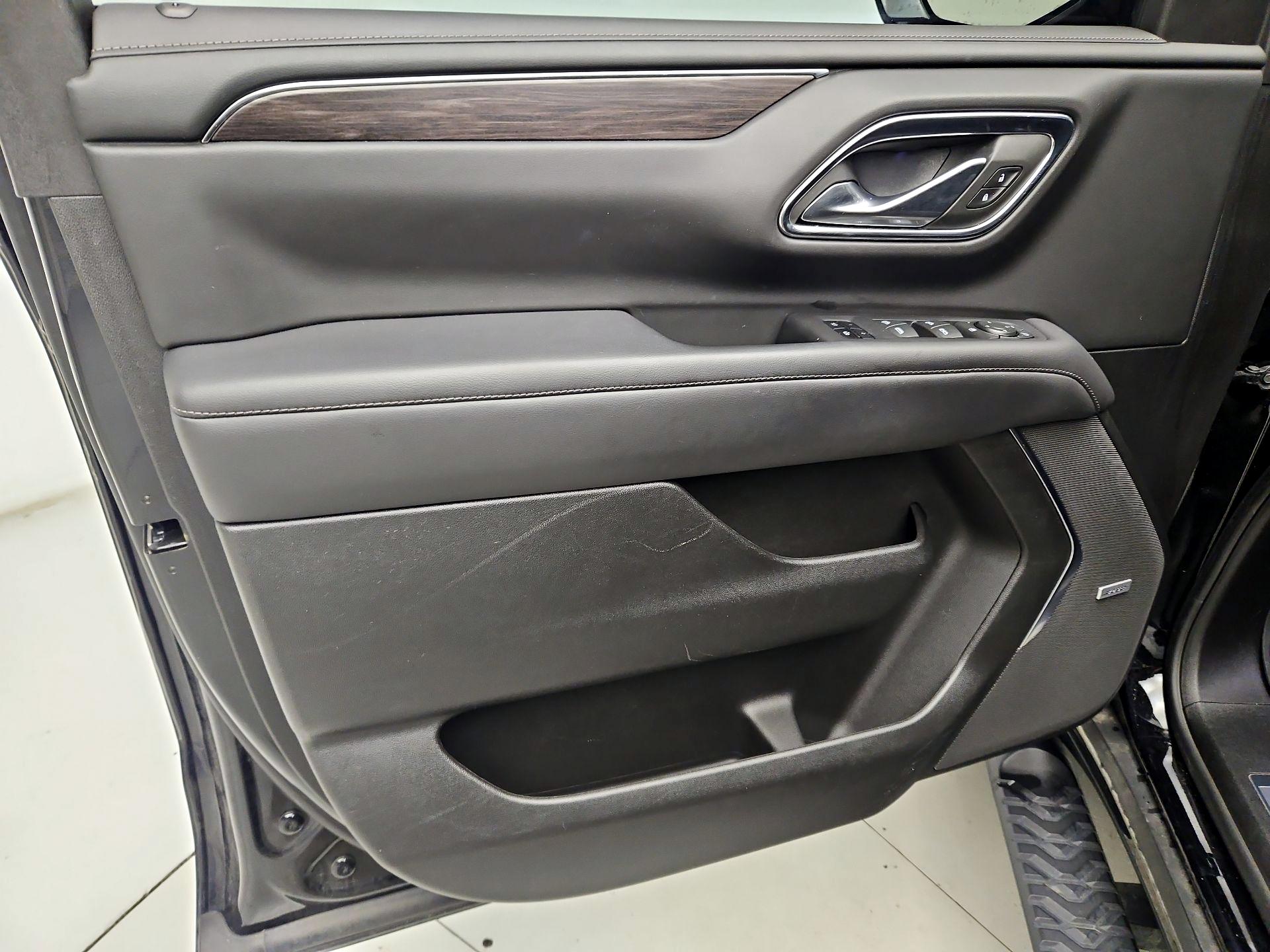 Thumbnail: 2024 Chevrolet Suburban - 12