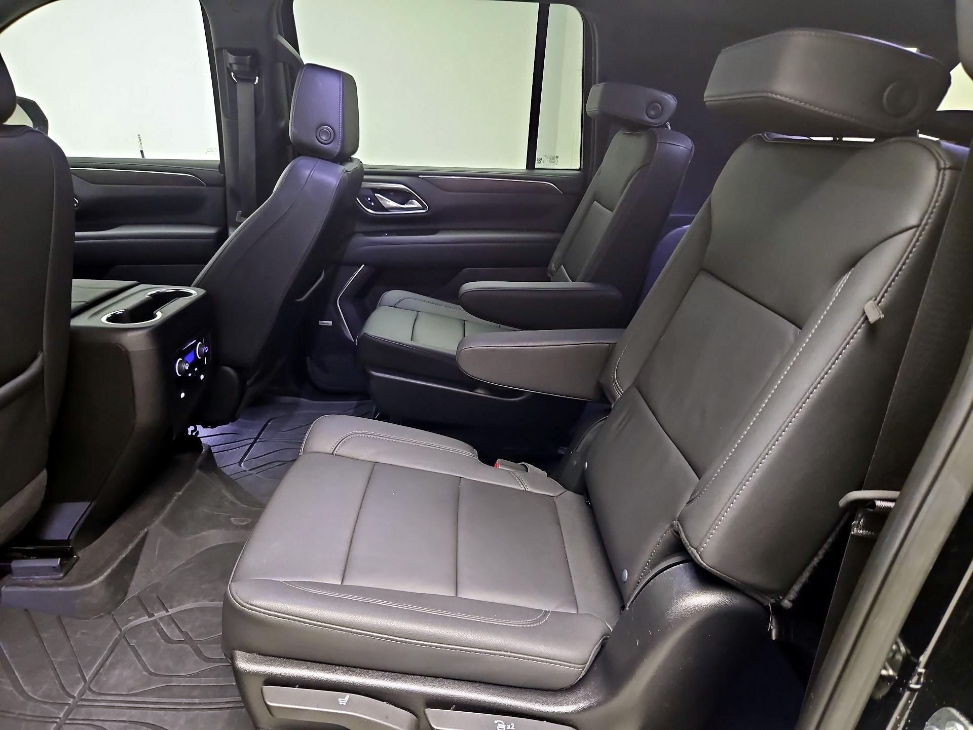 Thumbnail: 2024 Chevrolet Suburban - 19