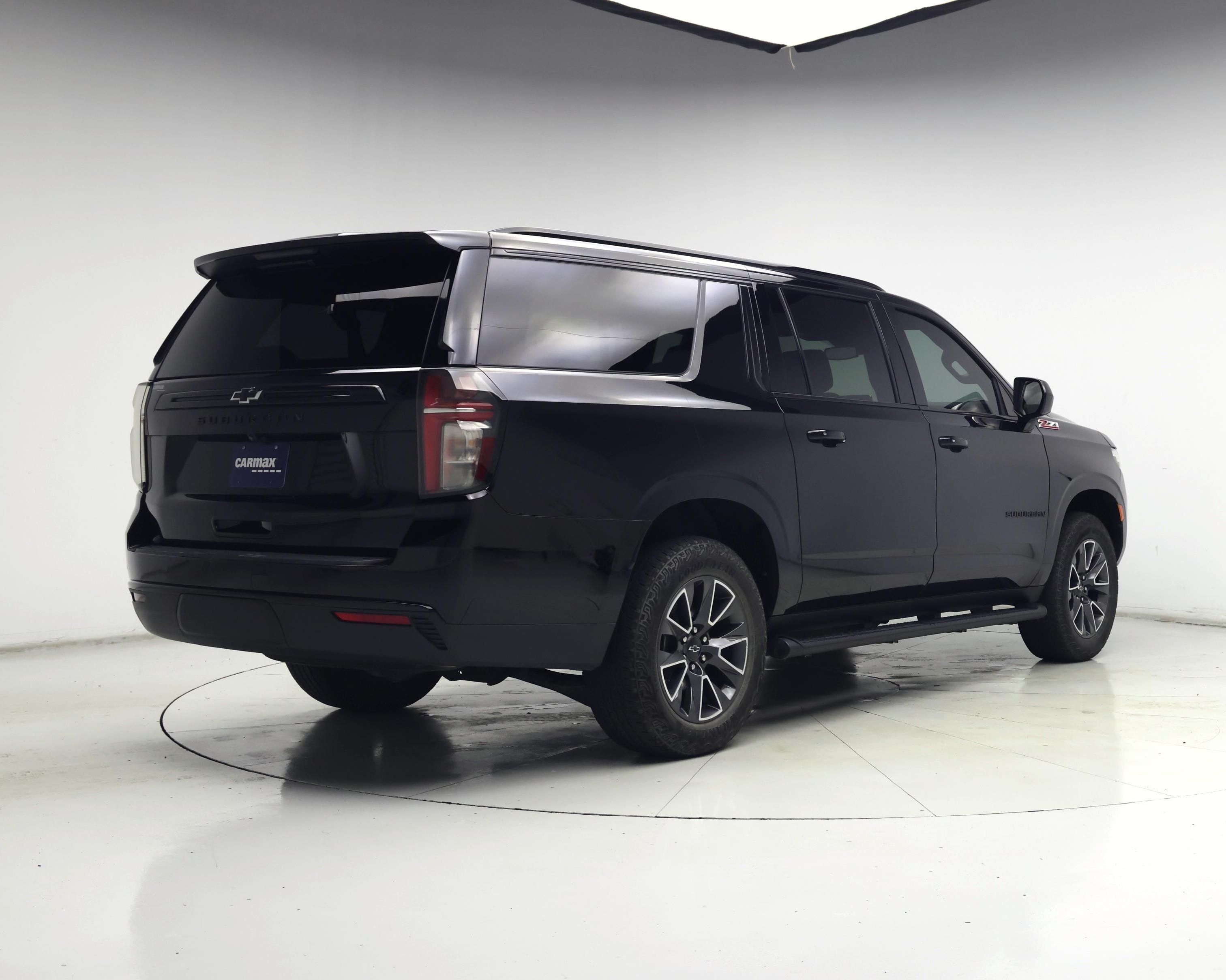 Thumbnail: 2024 Chevrolet Suburban - 8