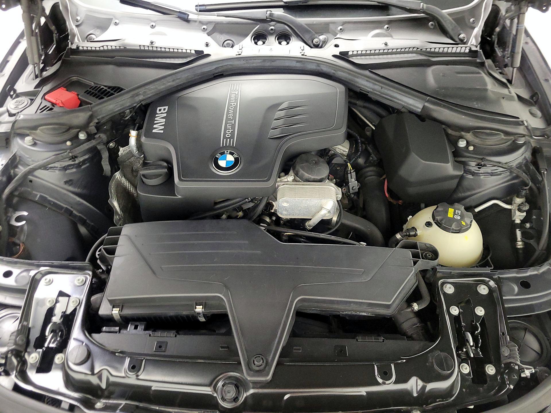 Thumbnail: 2015 BMW 3 Series - 20