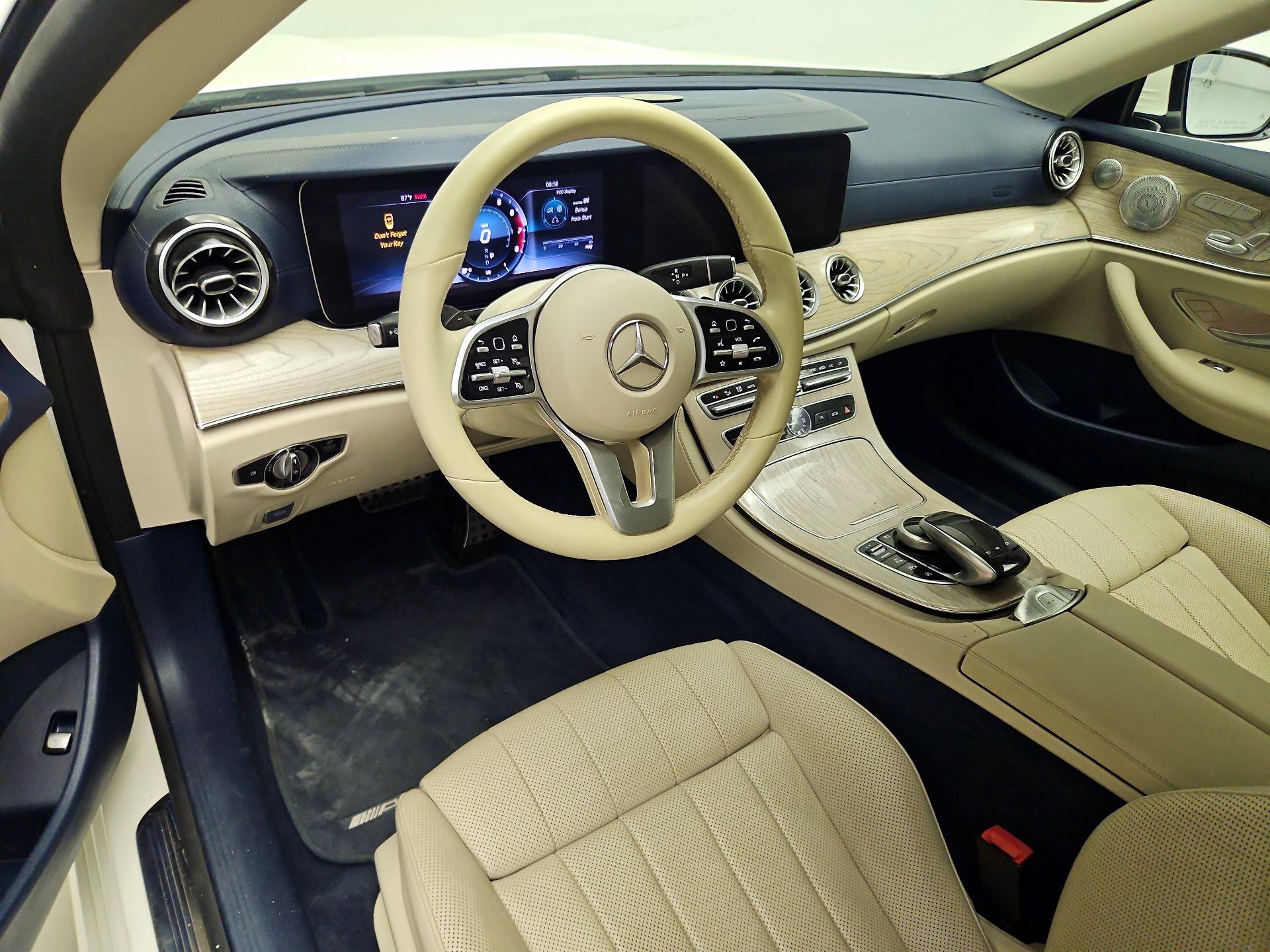 Thumbnail: 2020 Mercedes-Benz E-Class - 9