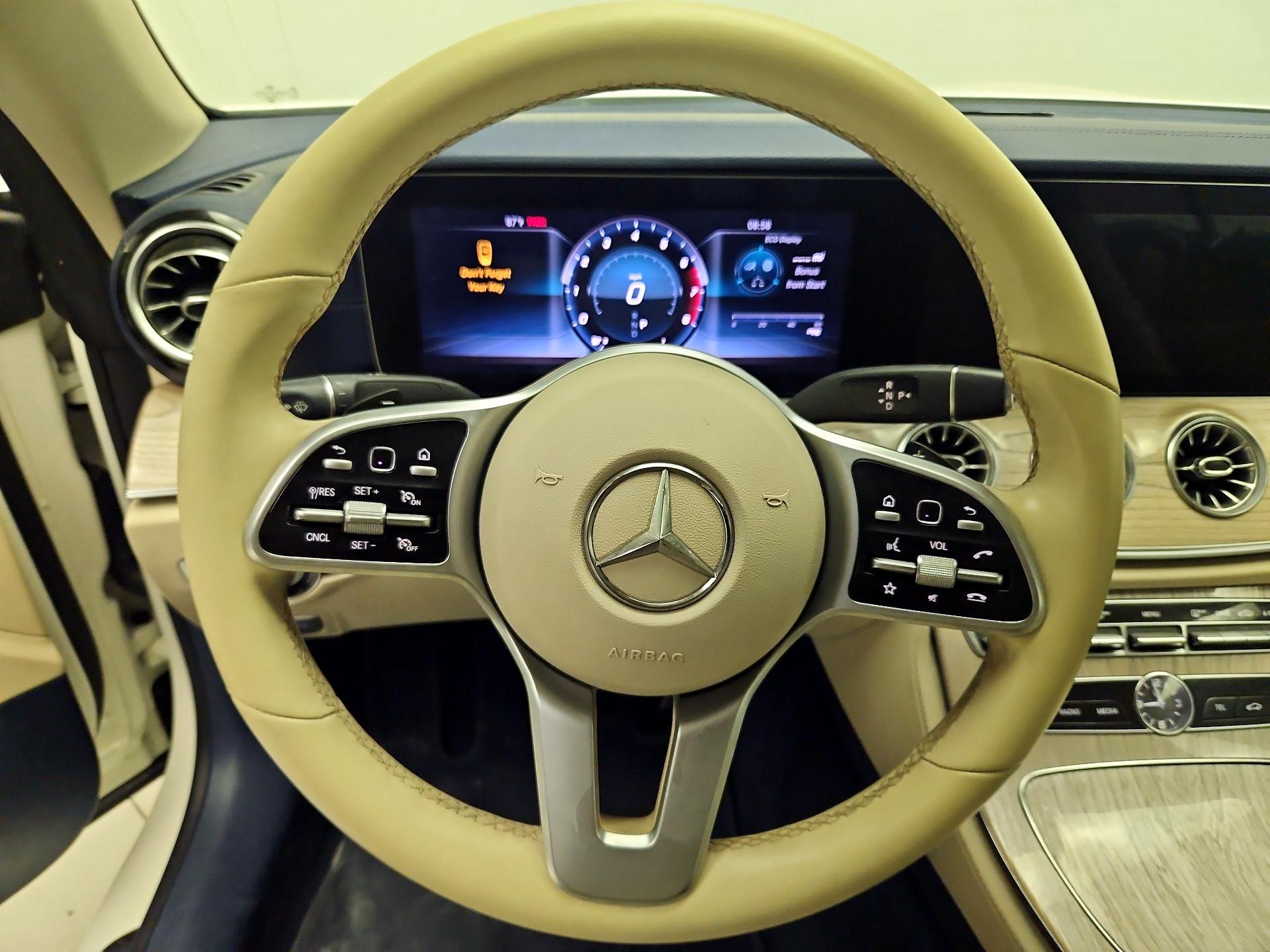 Thumbnail: 2020 Mercedes-Benz E-Class - 10
