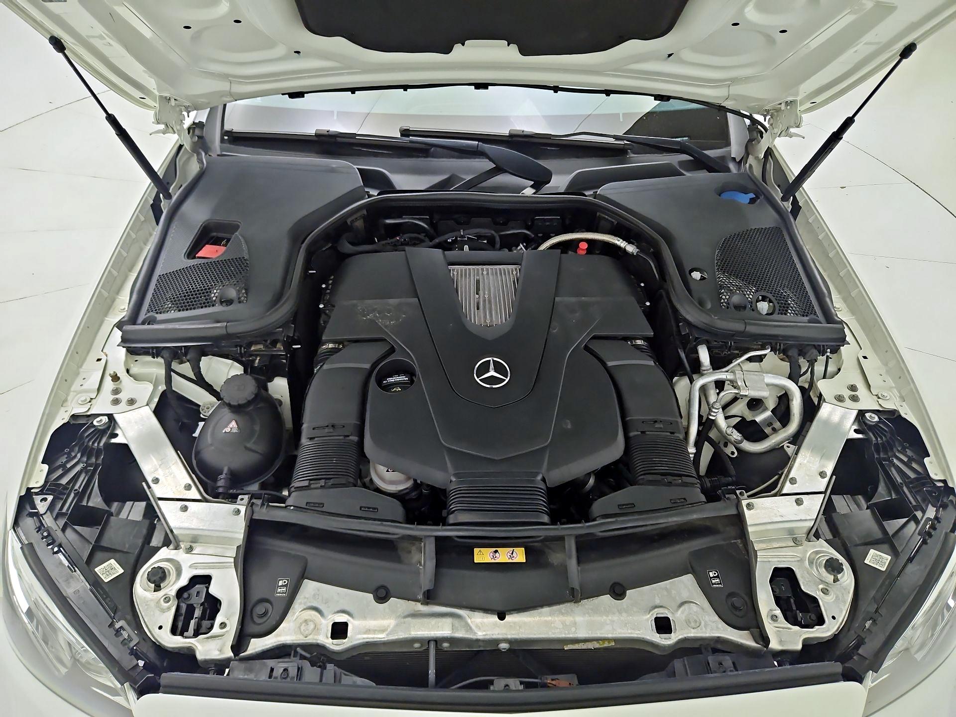 Thumbnail: 2020 Mercedes-Benz E-Class - 19